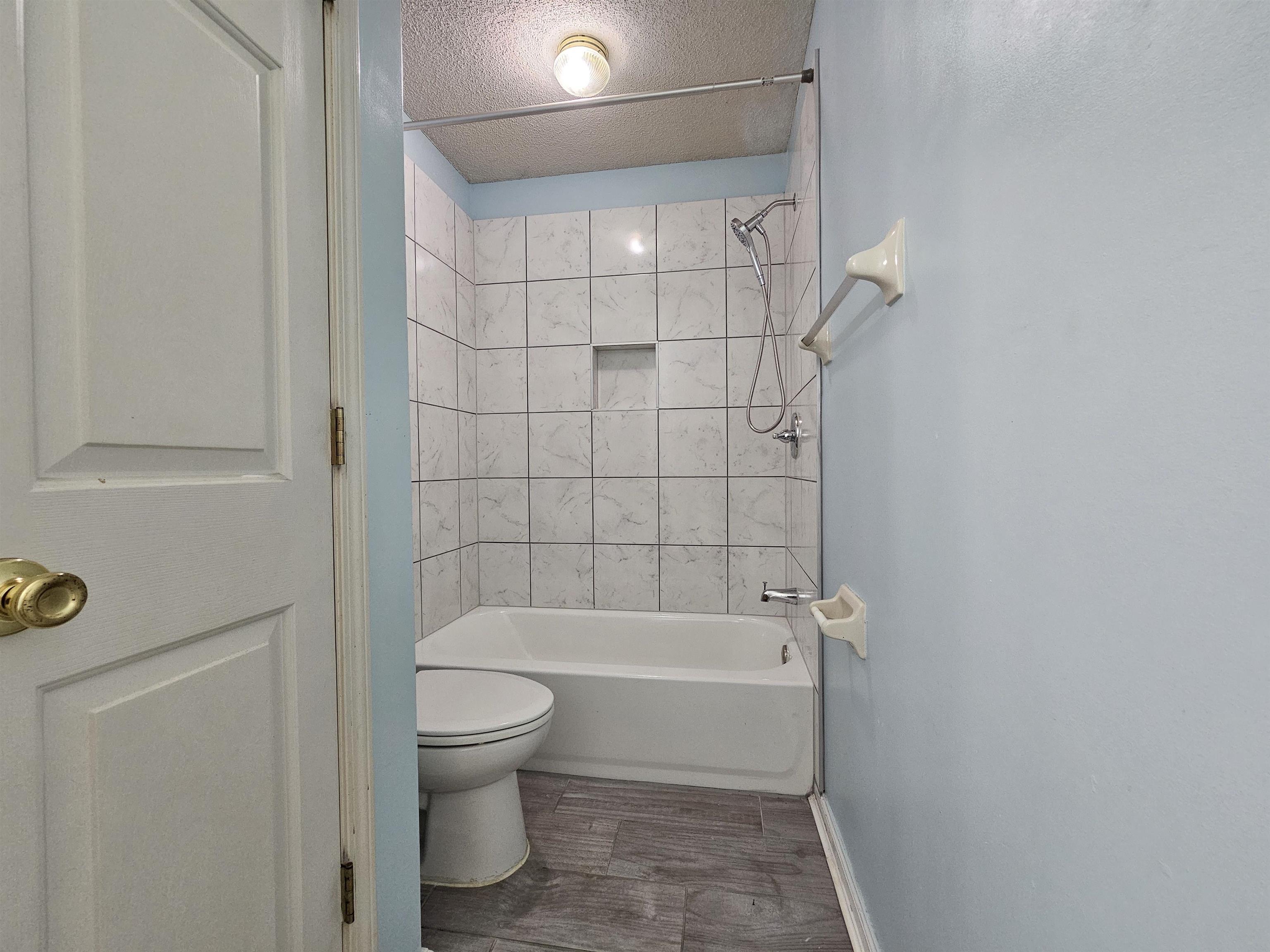 2210 Stone Stream Dr Property Photo 15