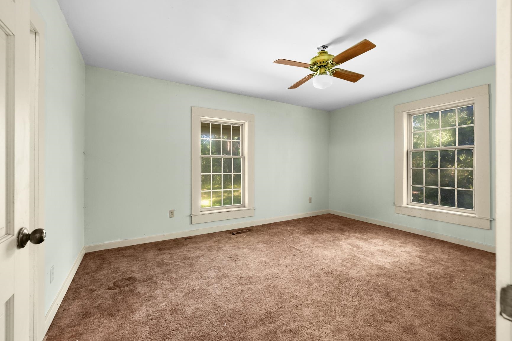 7049 Ward Rd Property Photo 22