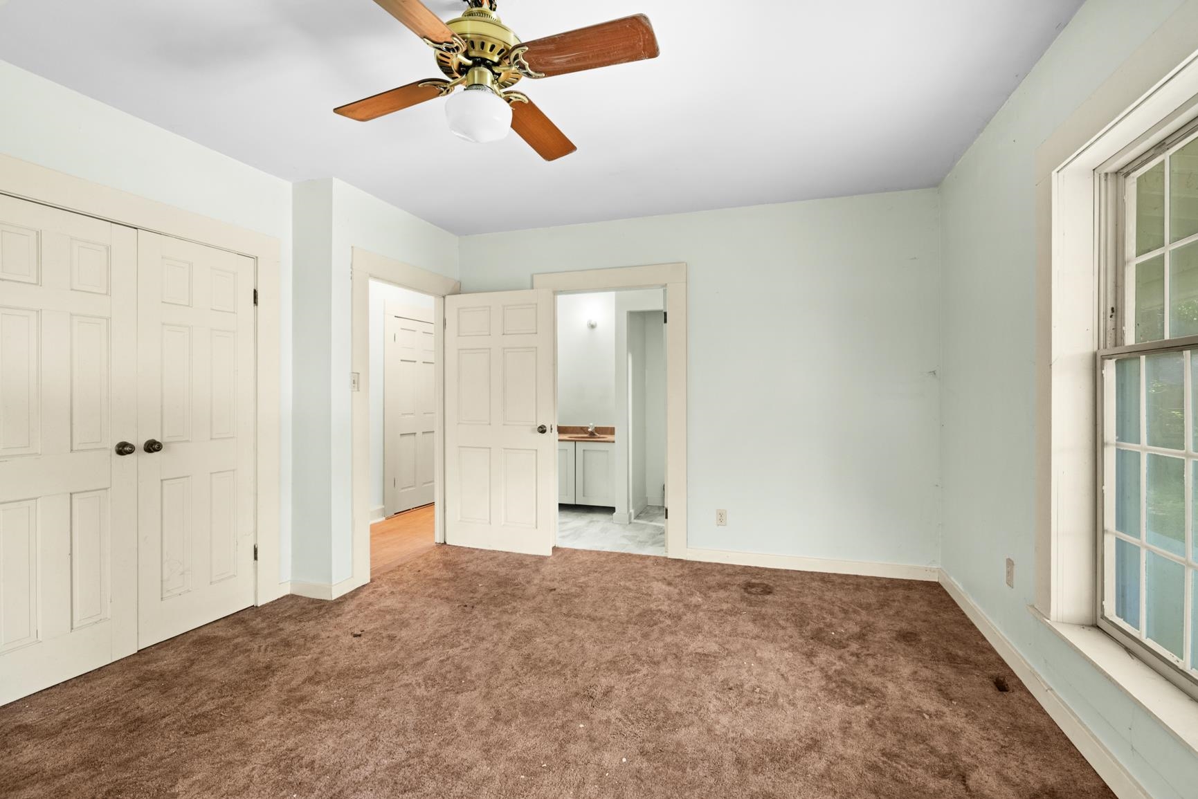 7049 Ward Rd Property Photo 24