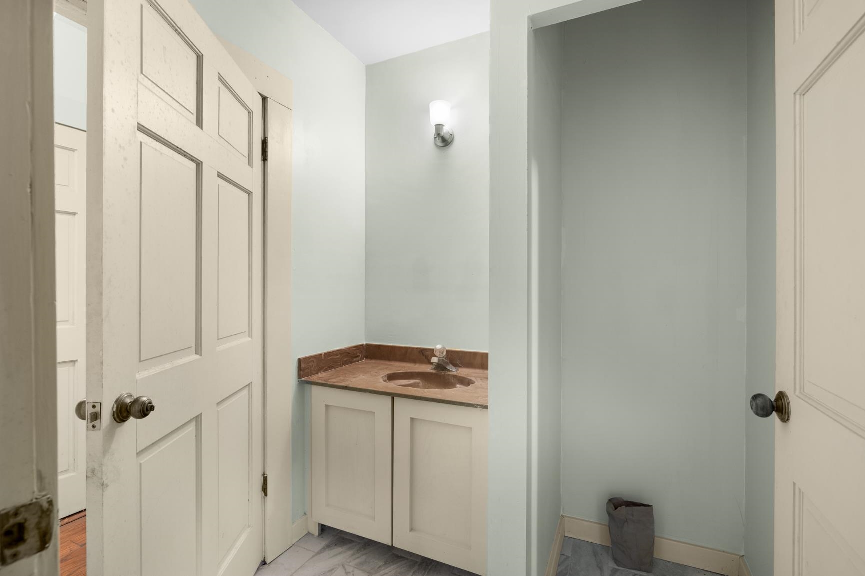 7049 Ward Rd Property Photo 25
