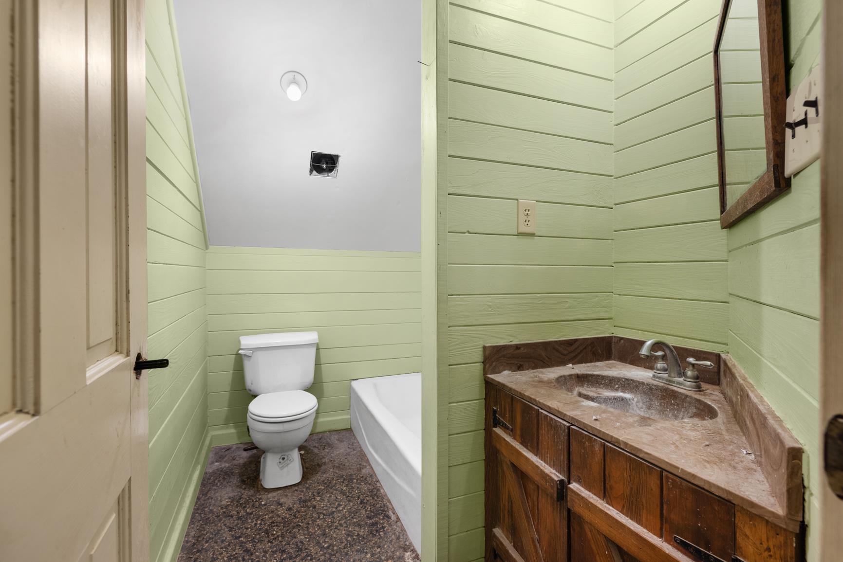 7049 Ward Rd Property Photo 32