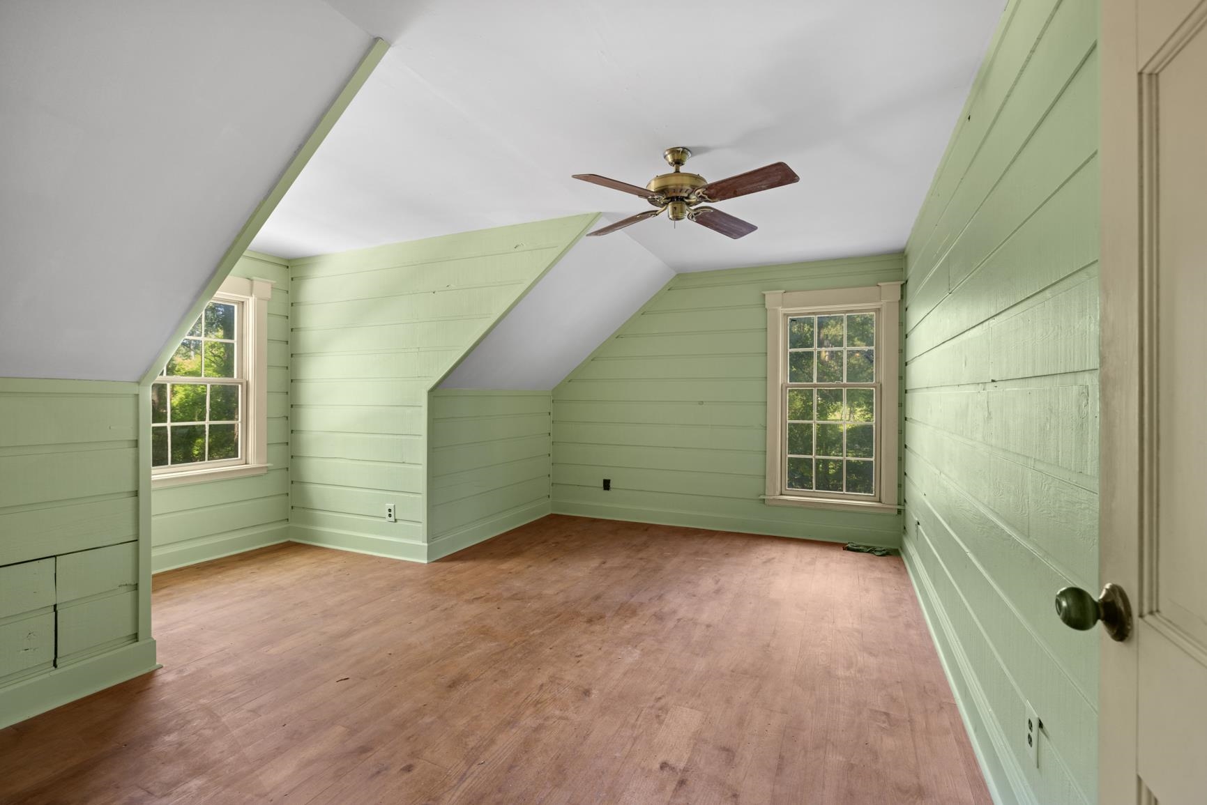7049 Ward Rd Property Photo 33
