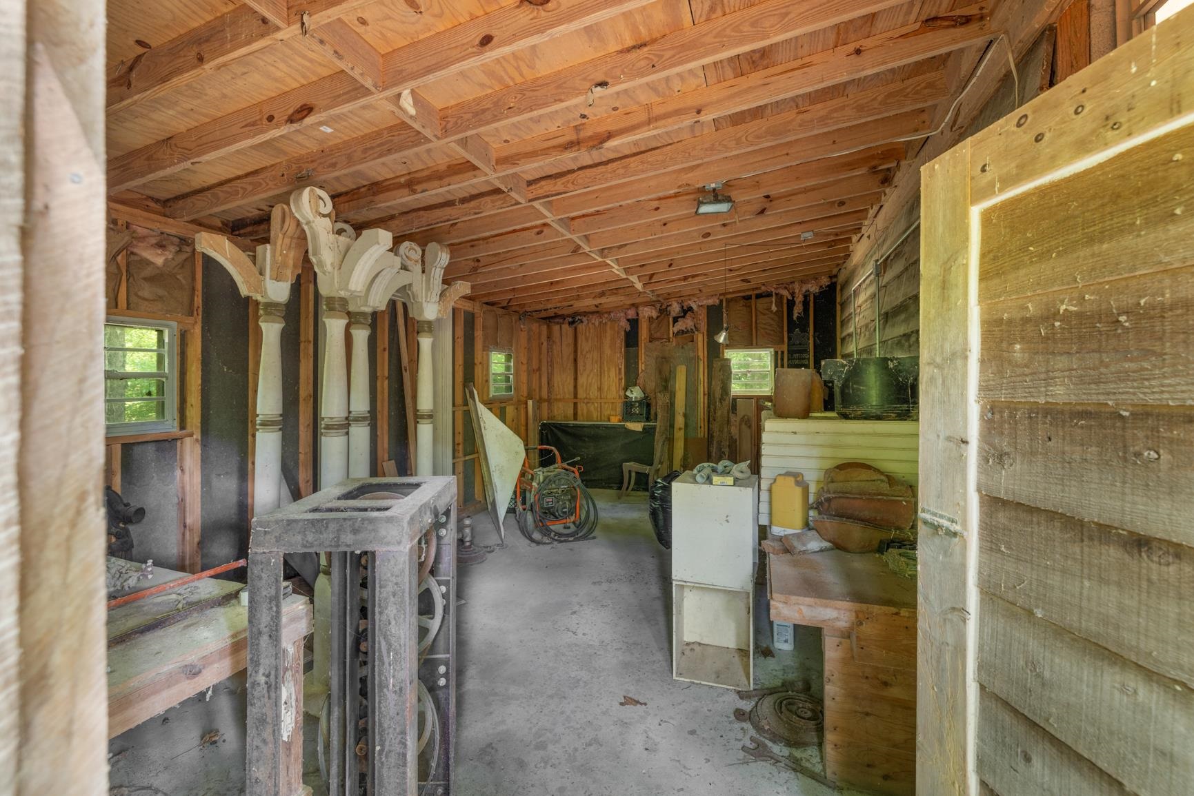 7049 Ward Rd Property Photo 40