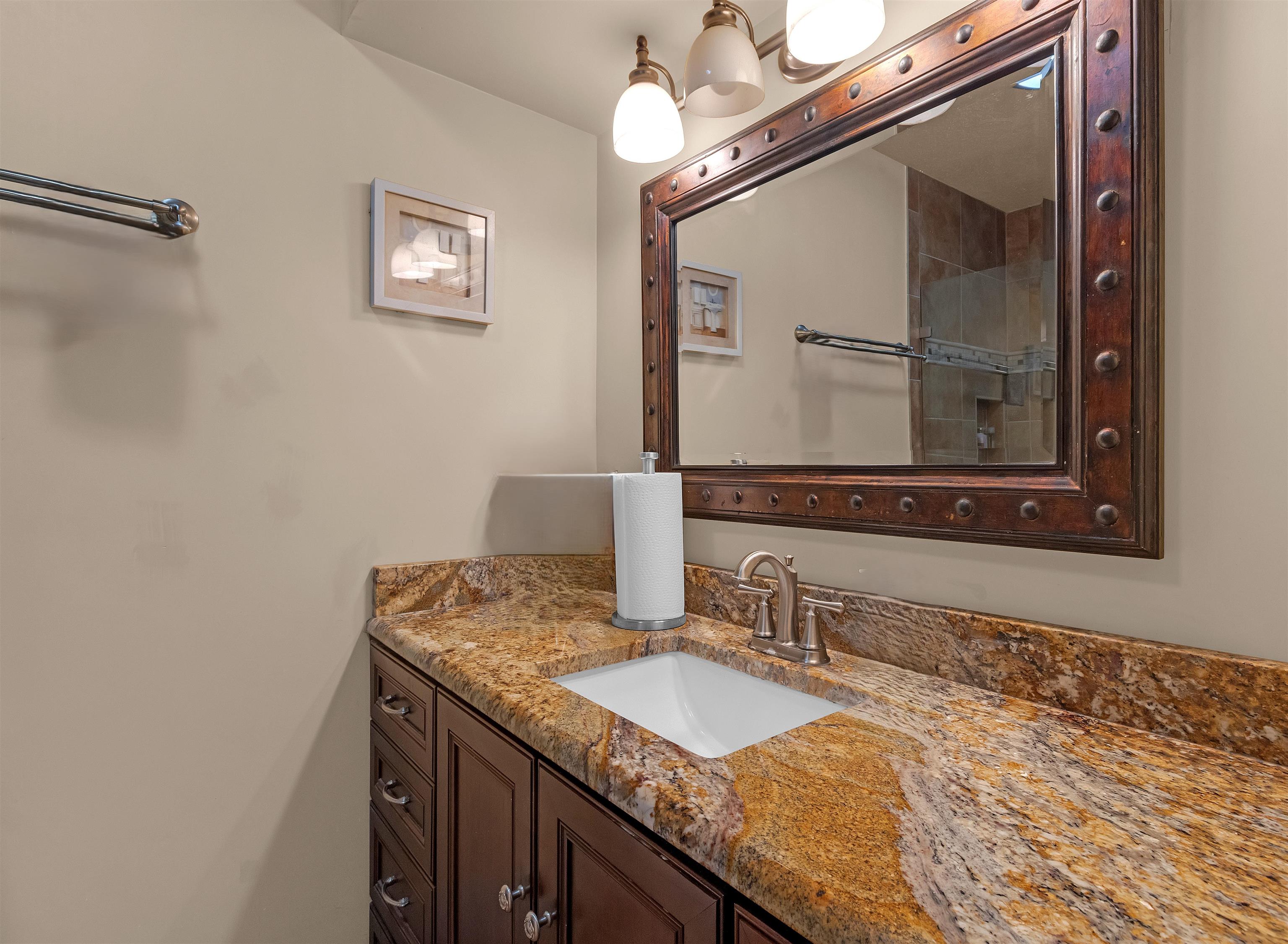8621 Kettering Dr Property Photo 26