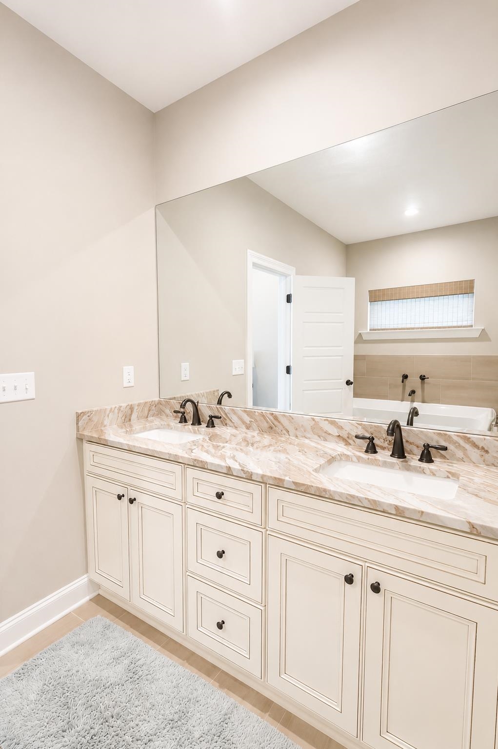 70 Chestnut Cv Property Photo 12
