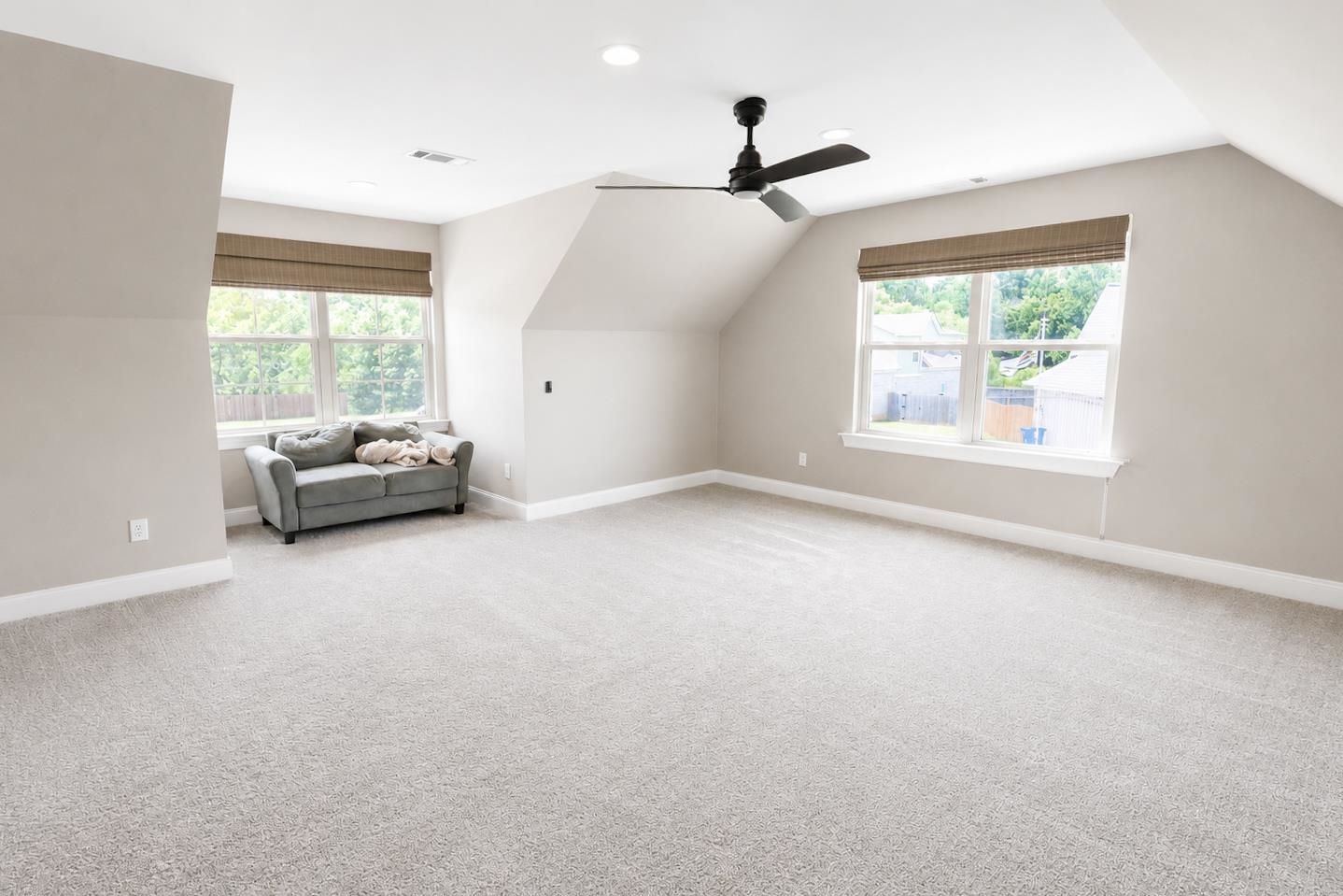 70 Chestnut Cv Property Photo 24