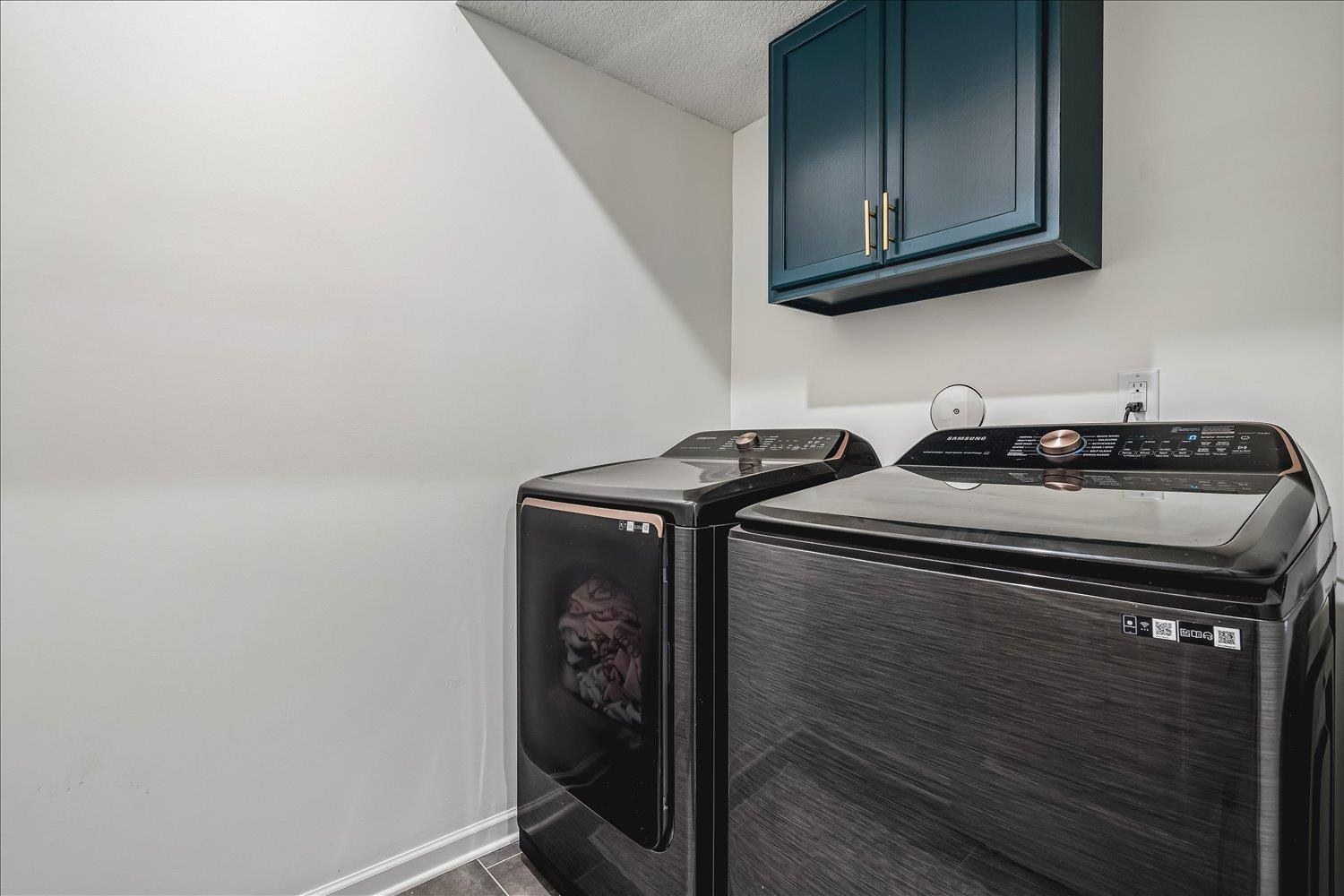 70 Charles Crk Property Photo 16