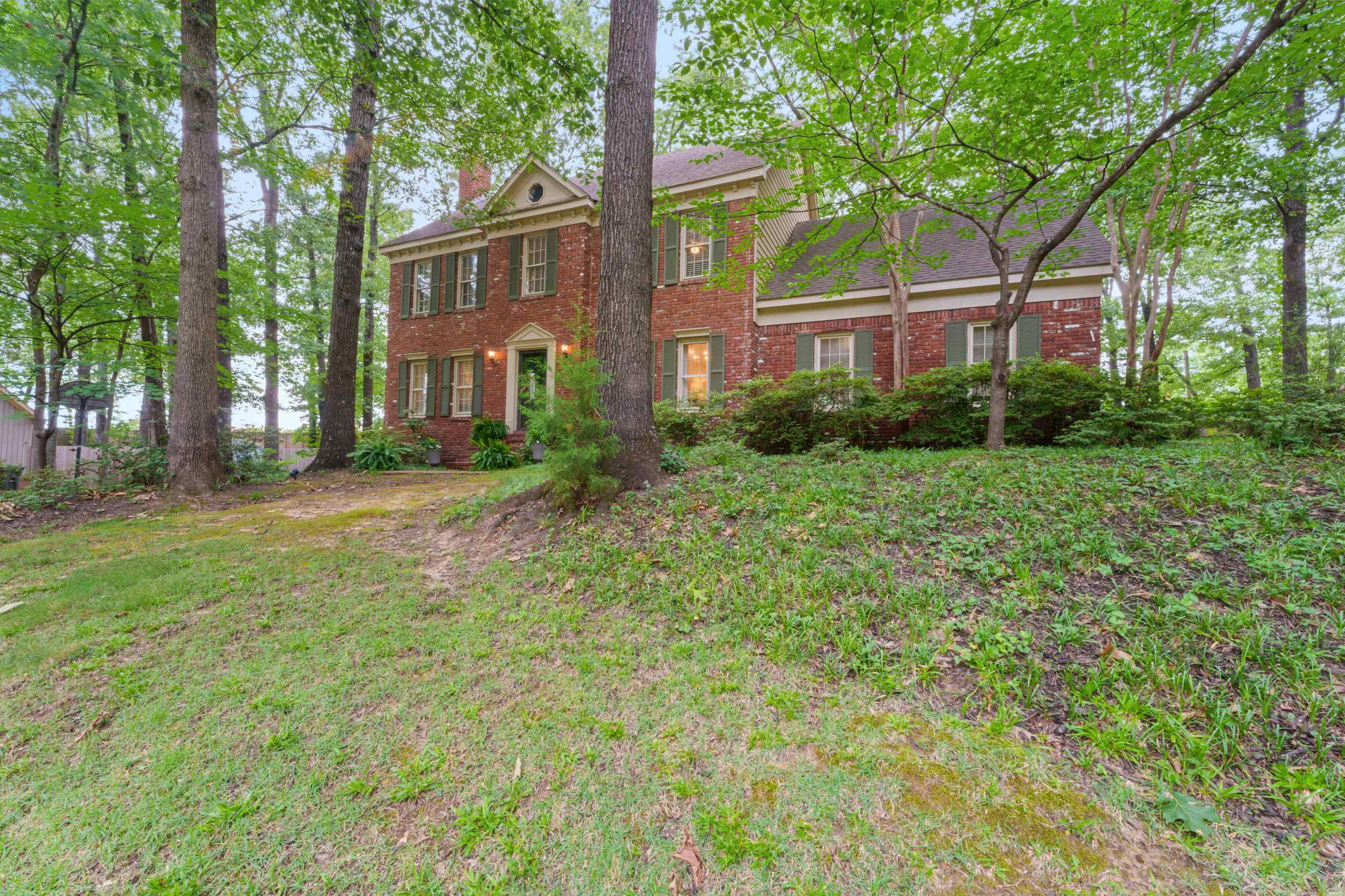 732 N Tree Dr Property Photo 10