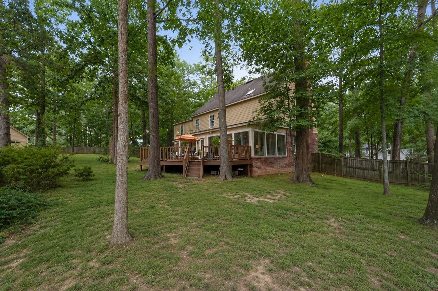 732 N Tree Dr Property Photo 12