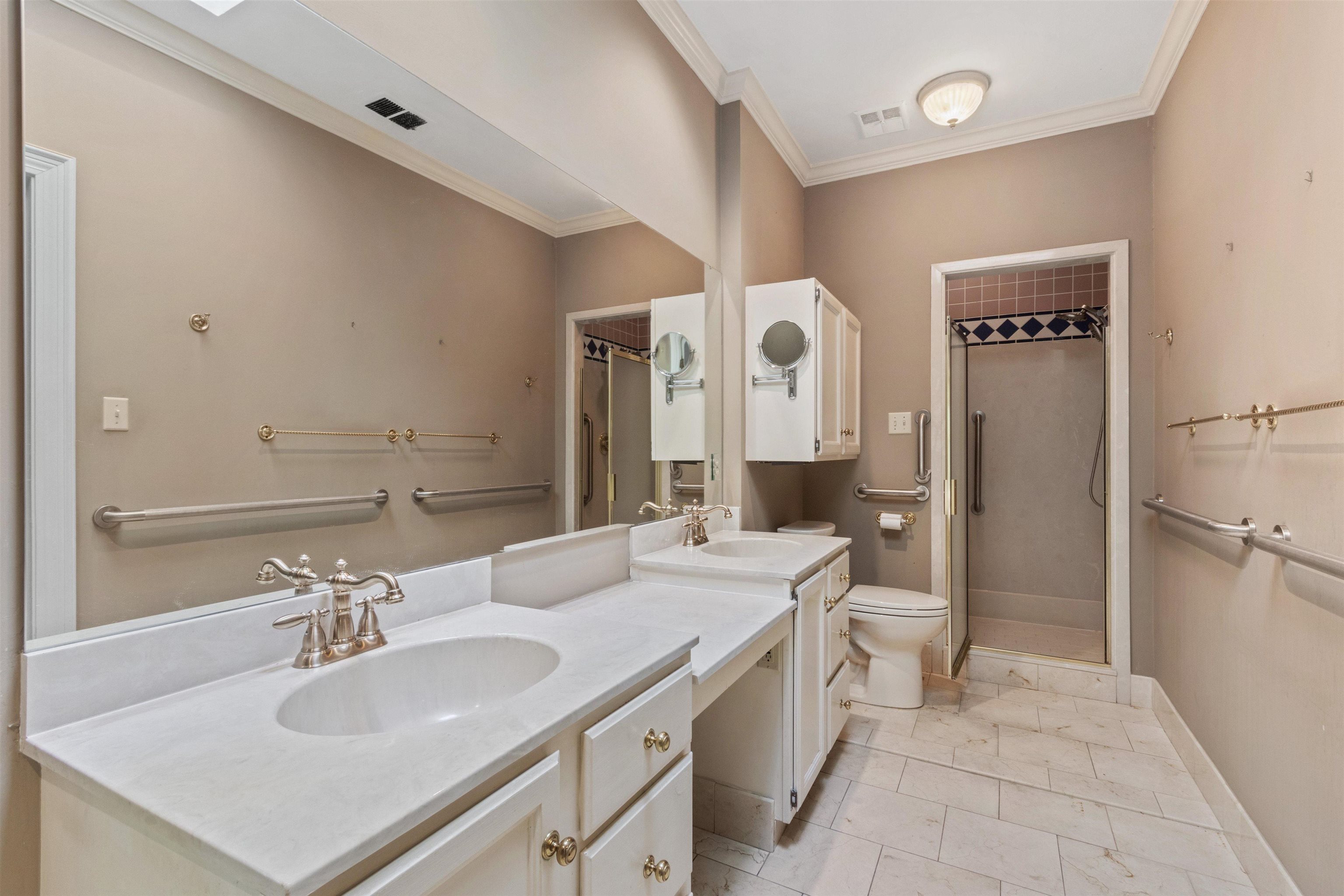 1591 E Clanlo Dr Property Photo 18
