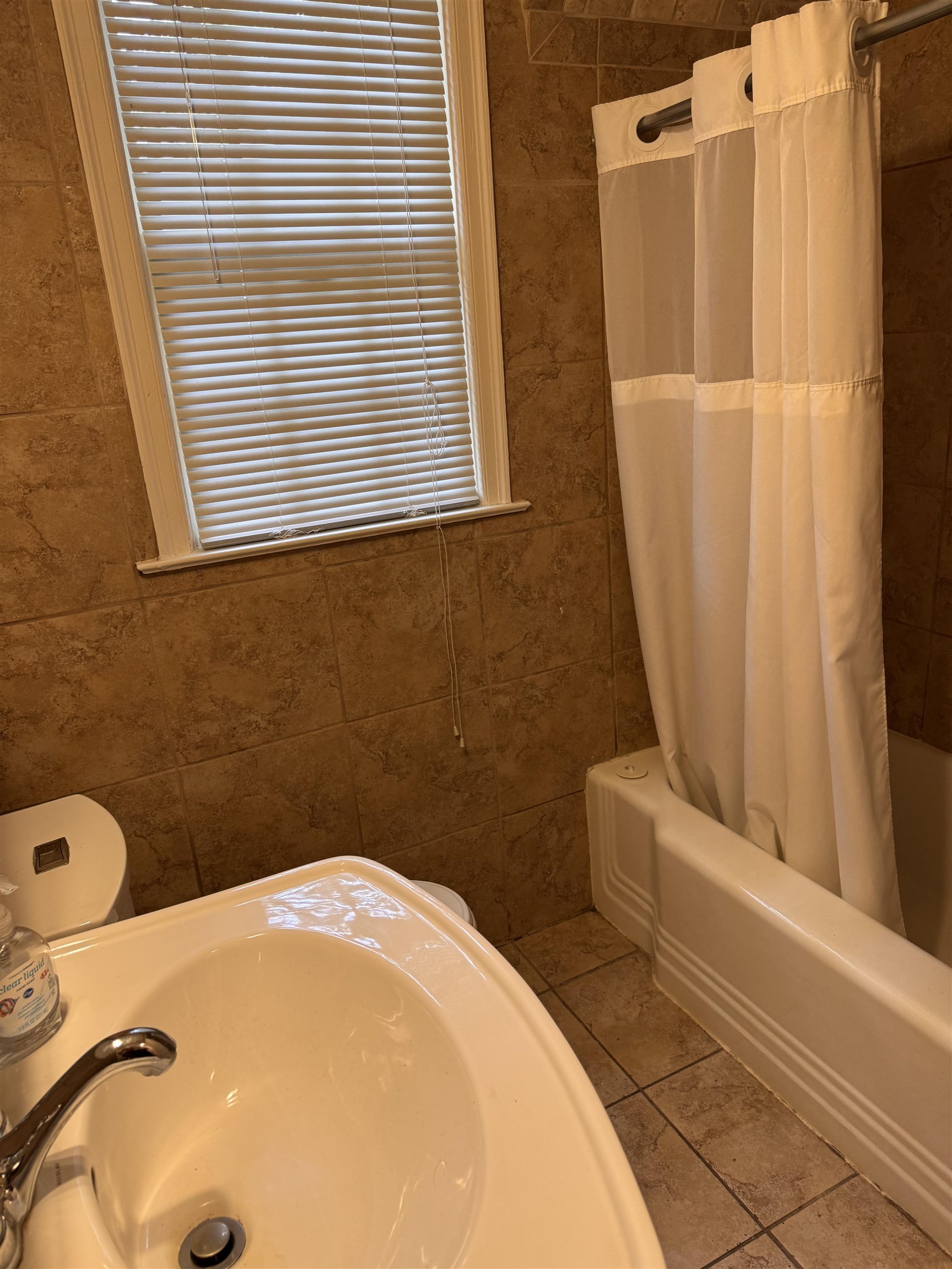 3372 Highland Park Dr Property Photo 6