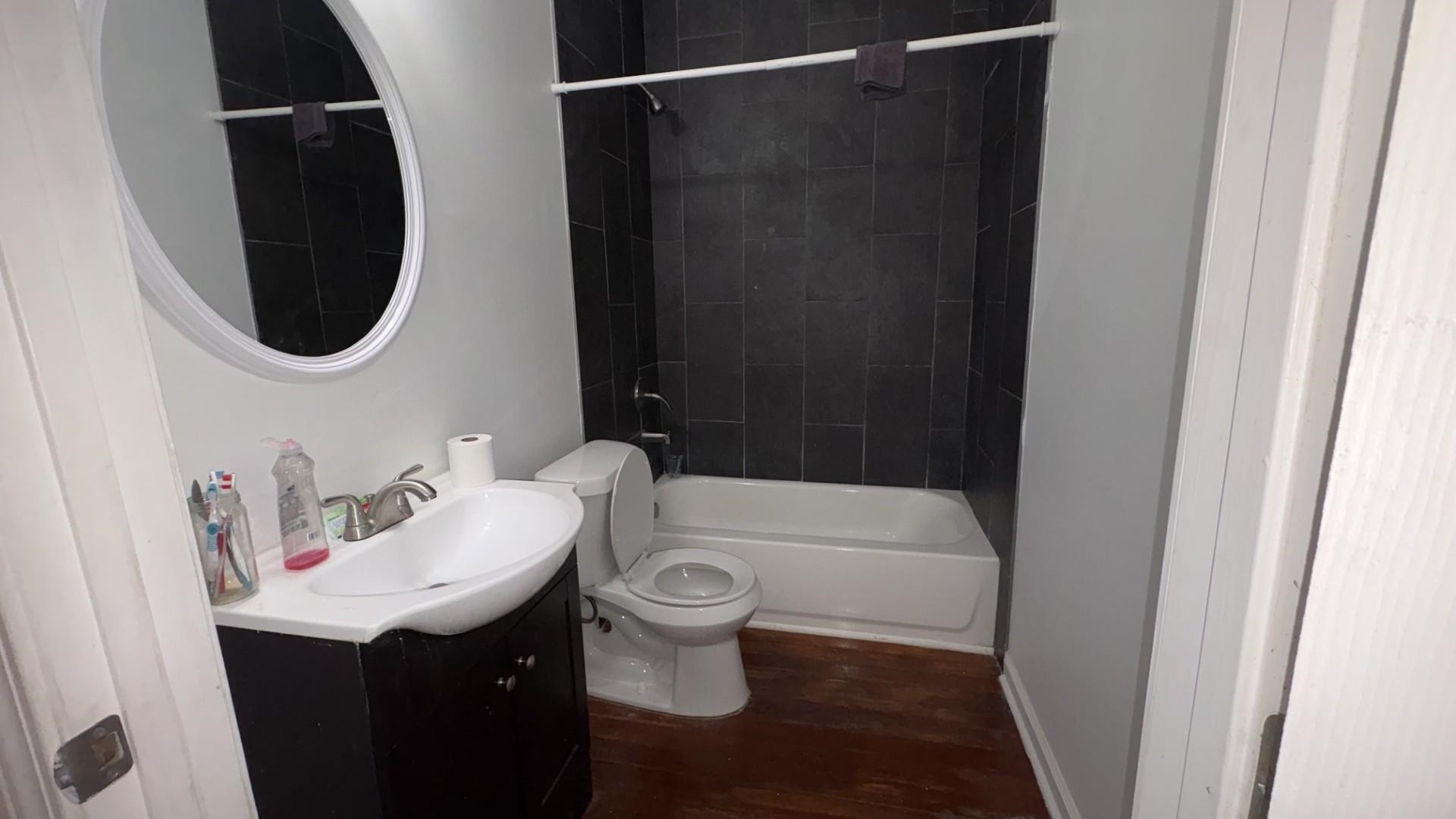 884 Breedlove St Property Photo 7