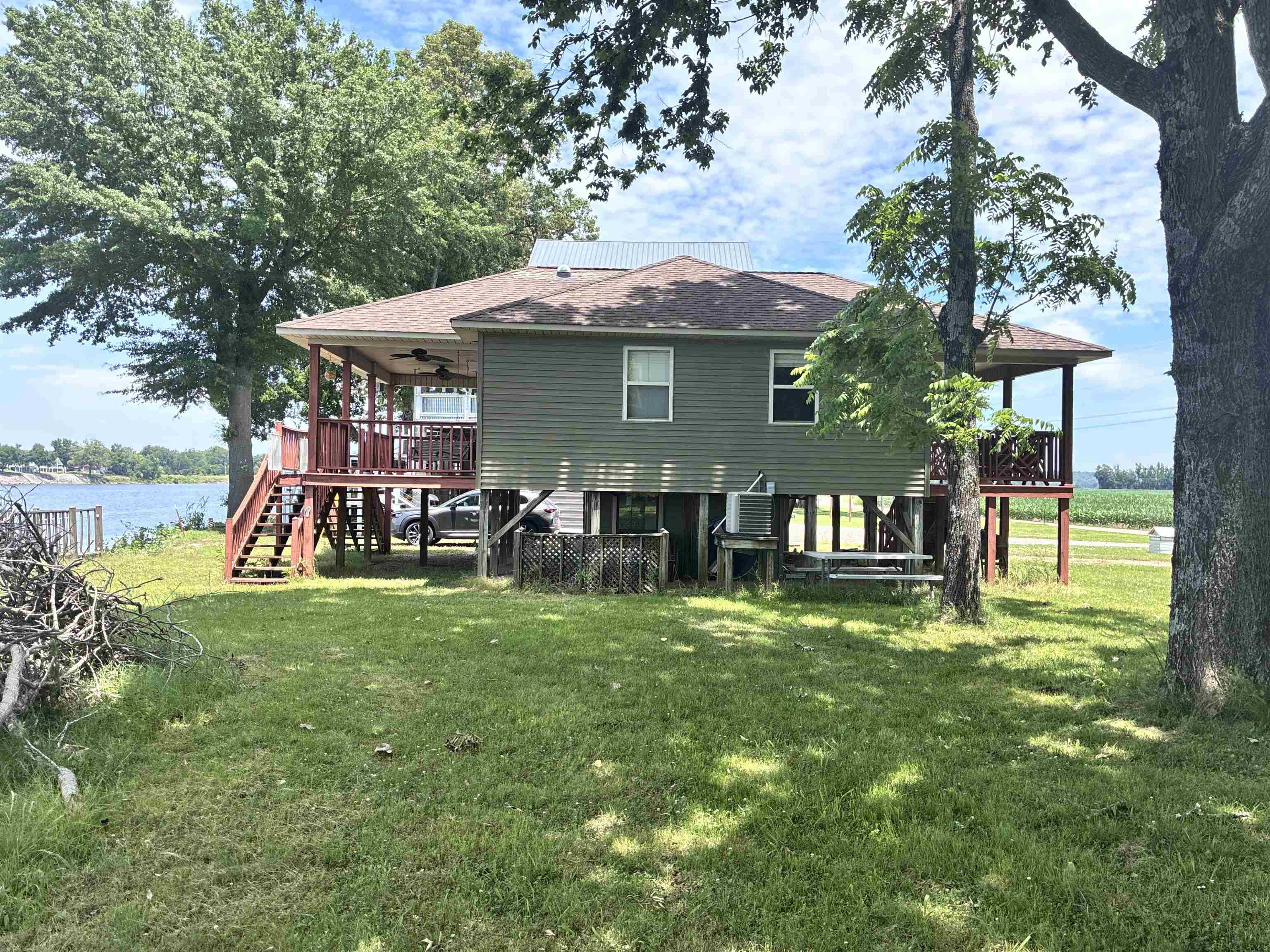 1795 Wilkinson Ferry Rd Property Photo 3