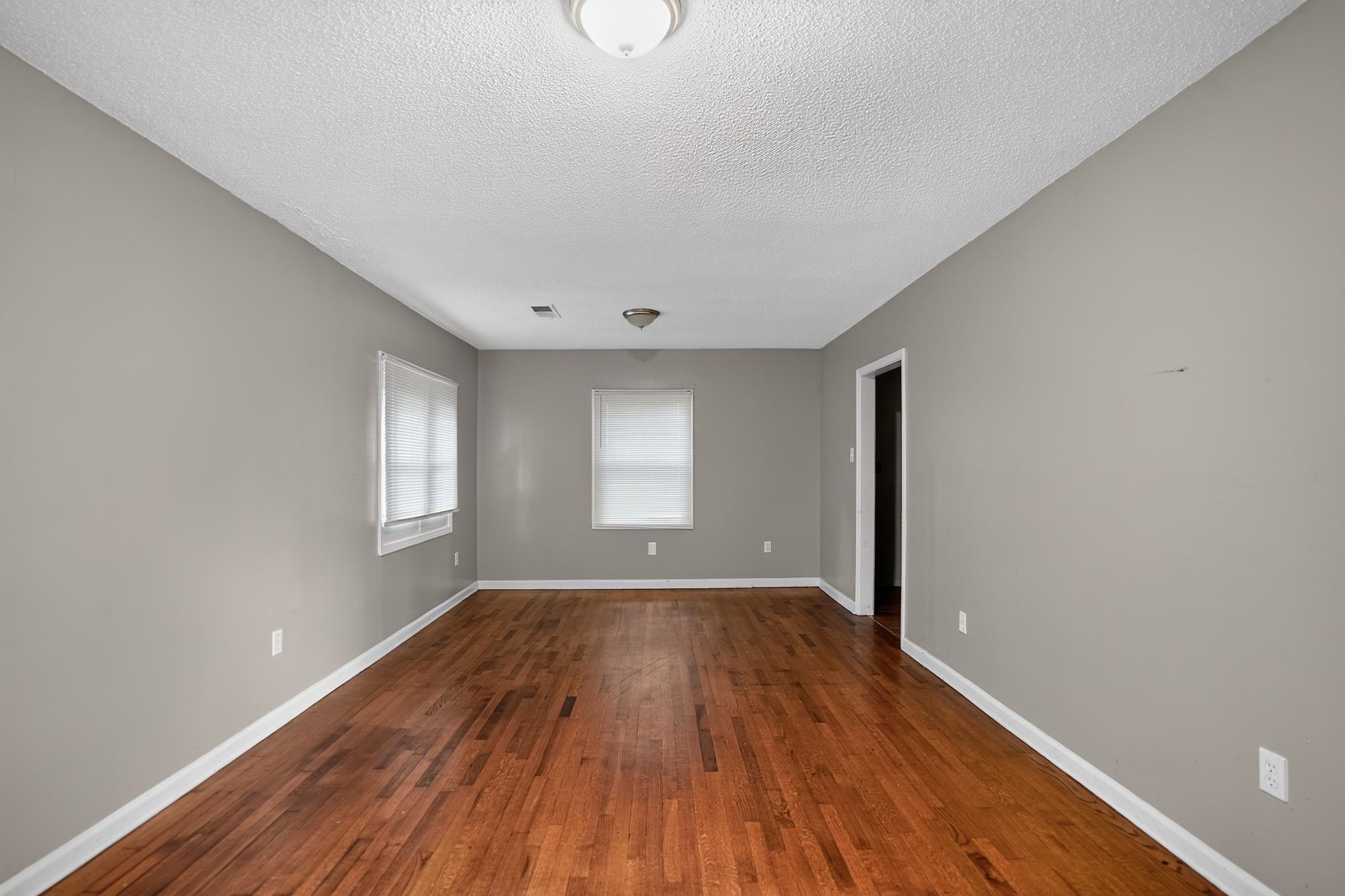 3503 Wilshire Rd Property Photo 13