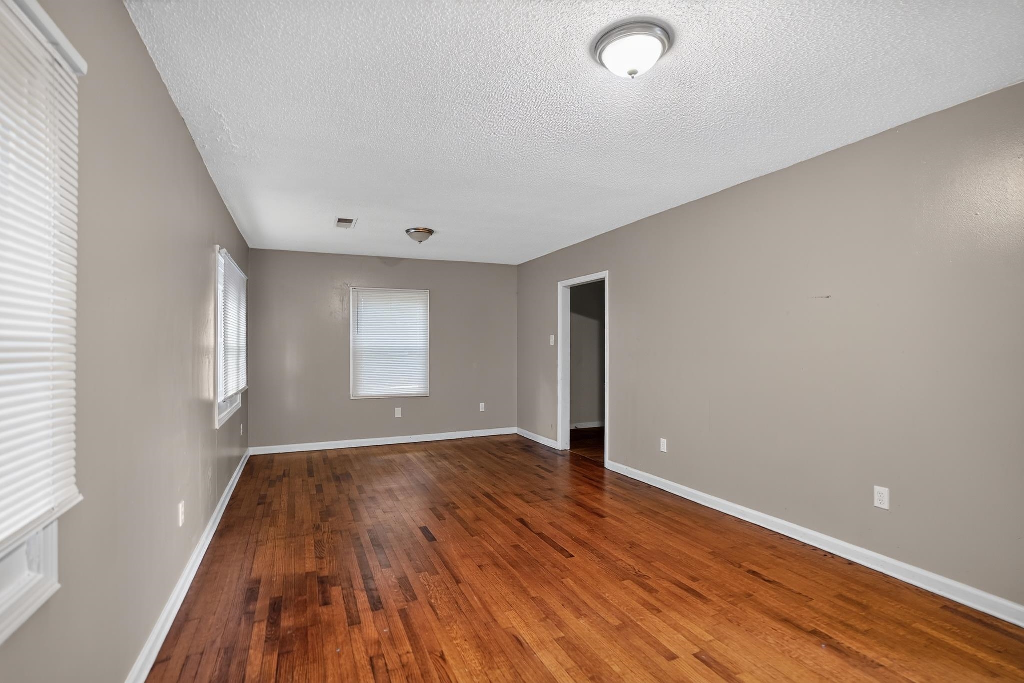 3503 Wilshire Rd Property Photo 14