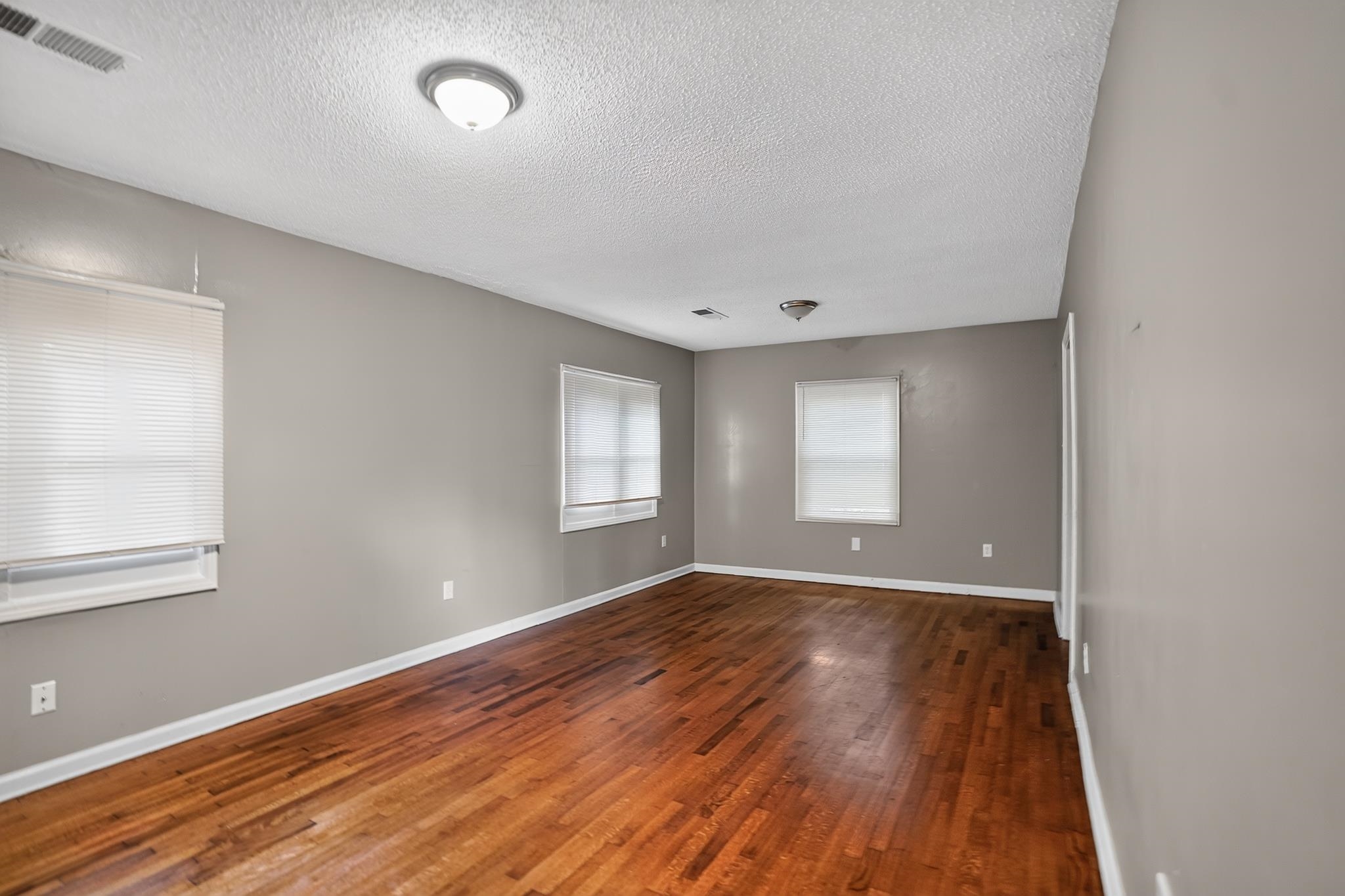 3503 Wilshire Rd Property Photo 15