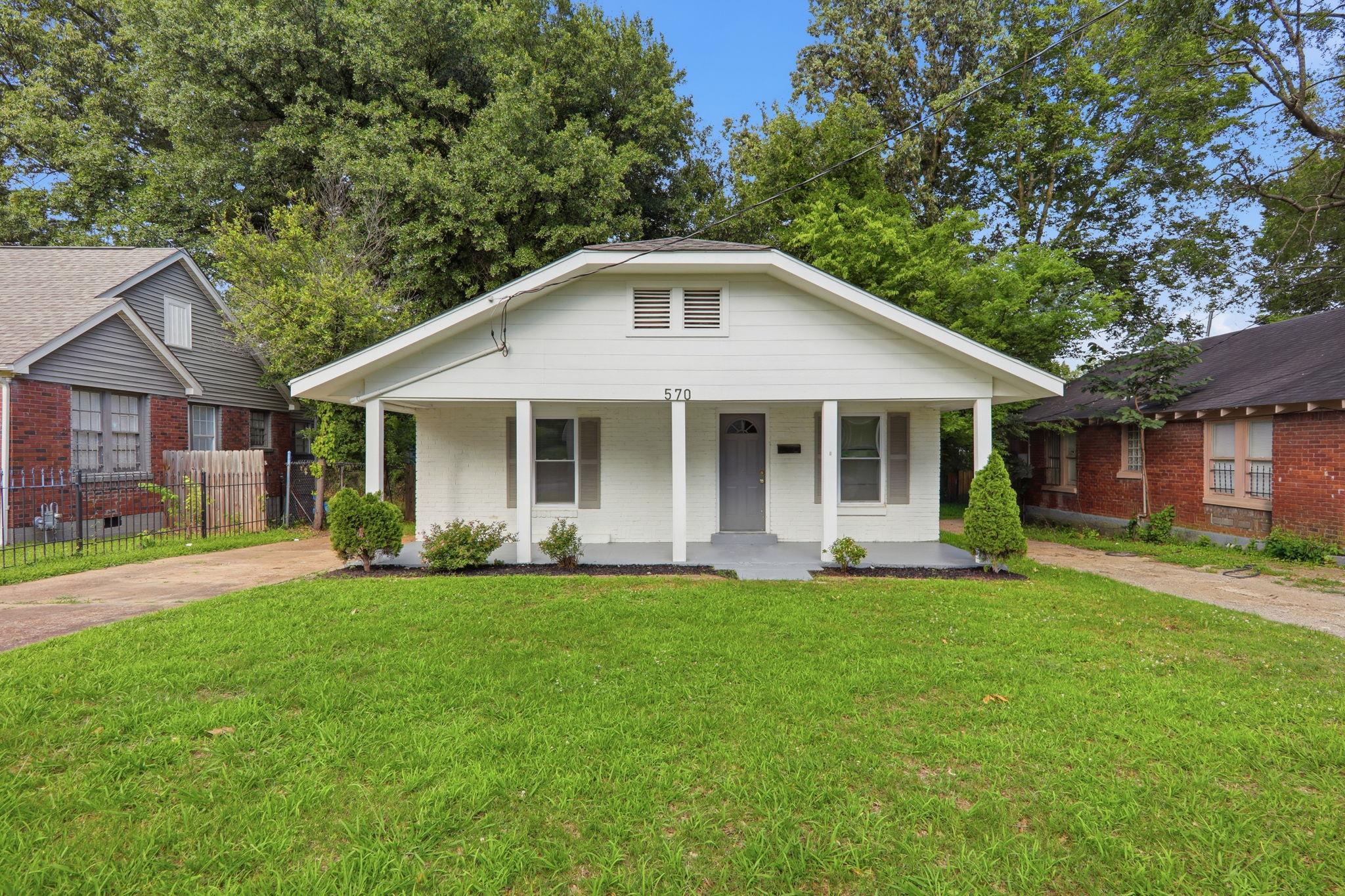 570 MARIANNA ST Property Photo 1