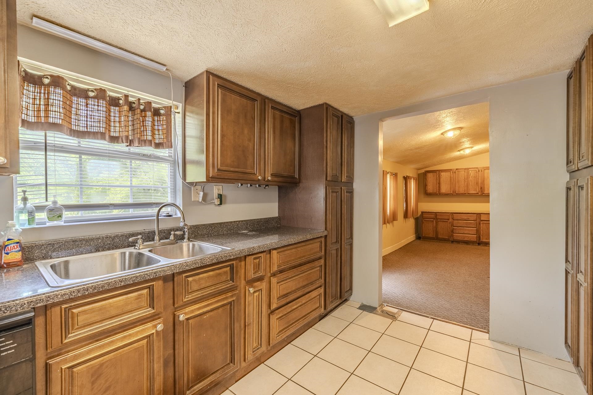 417 Tennessee St Property Photo 4