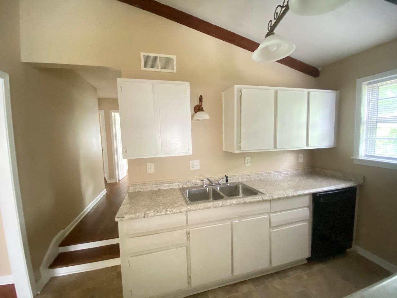 3042 Curtis St Property Photo 7