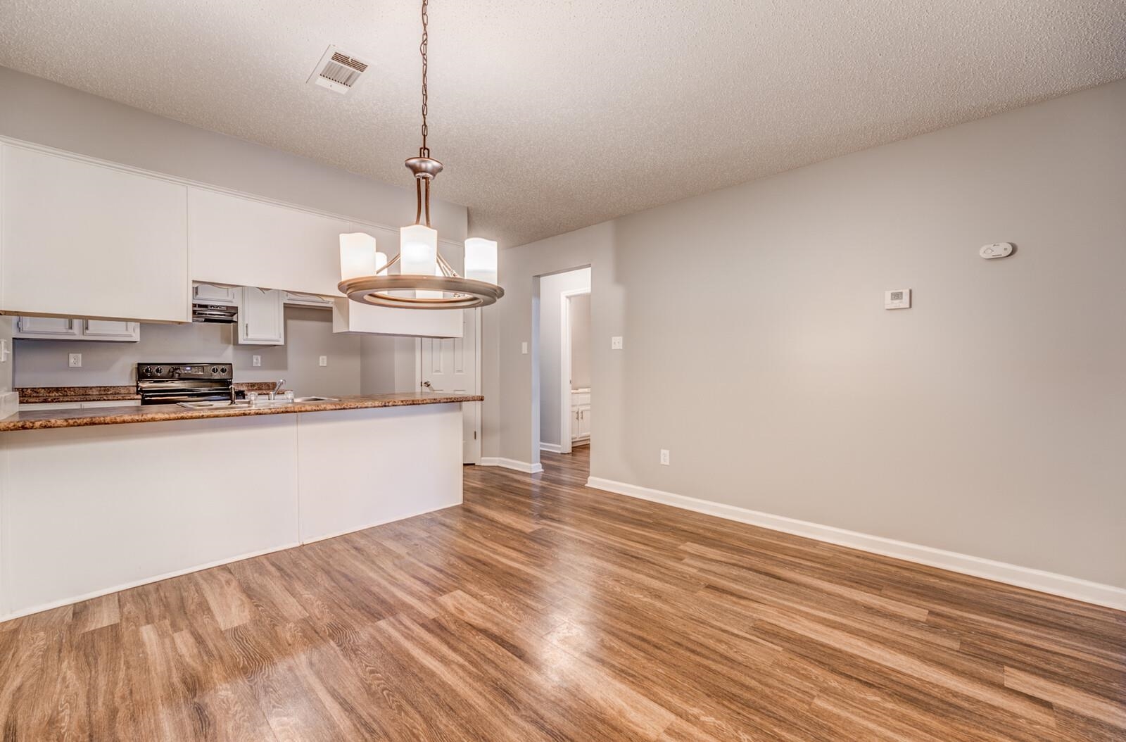 3612 Sunray Cv Property Photo 10