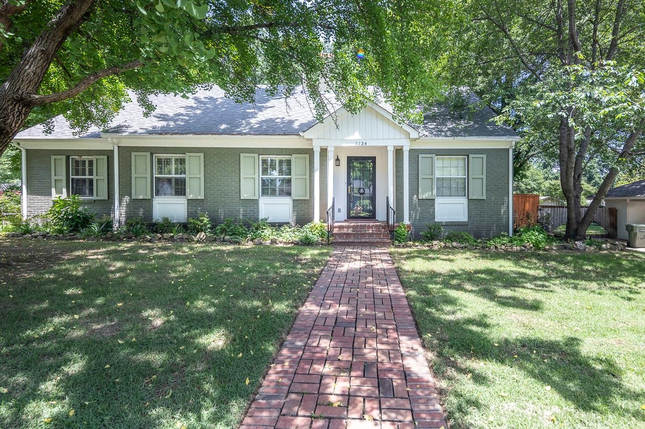 4124 HEDGE HILLS AVE Property Photo 1