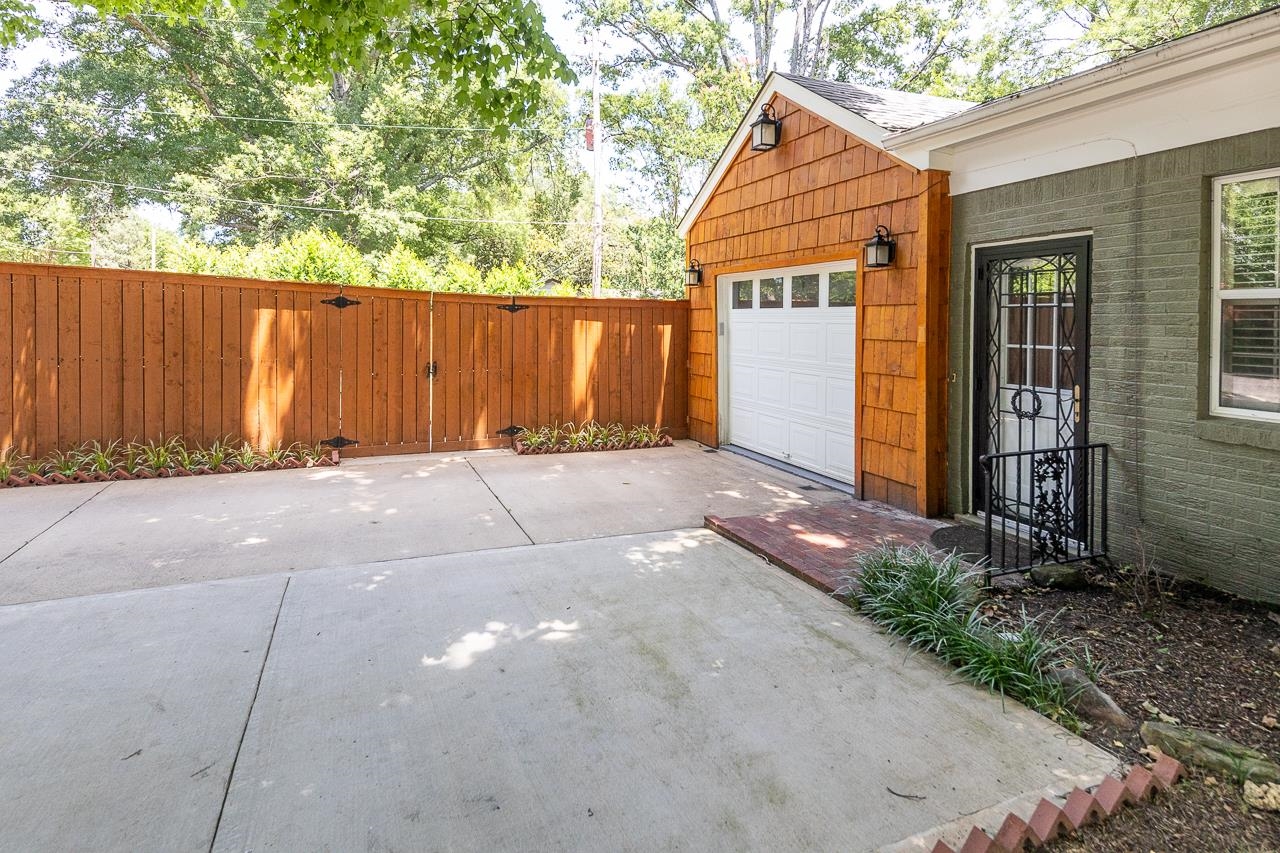 4124 Hedge Hills Ave Property Photo 22