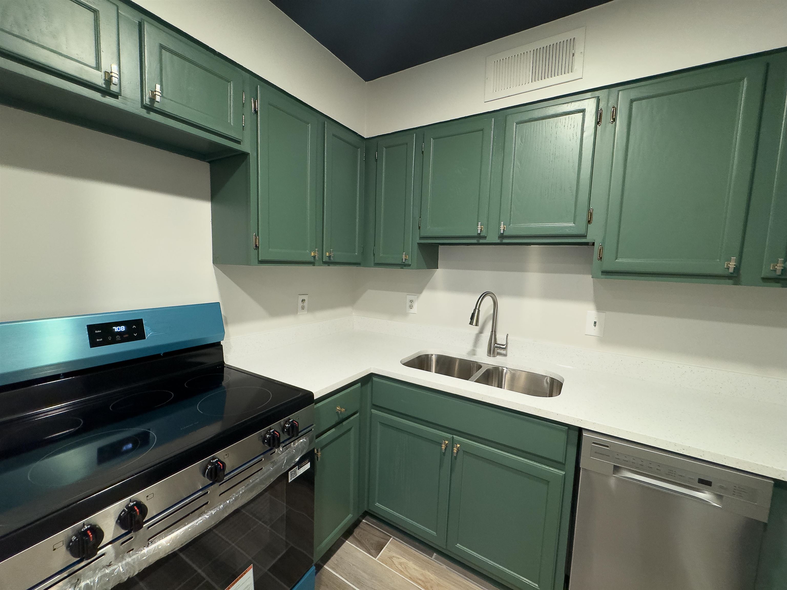 109 N Main St N 907 Property Photo 20