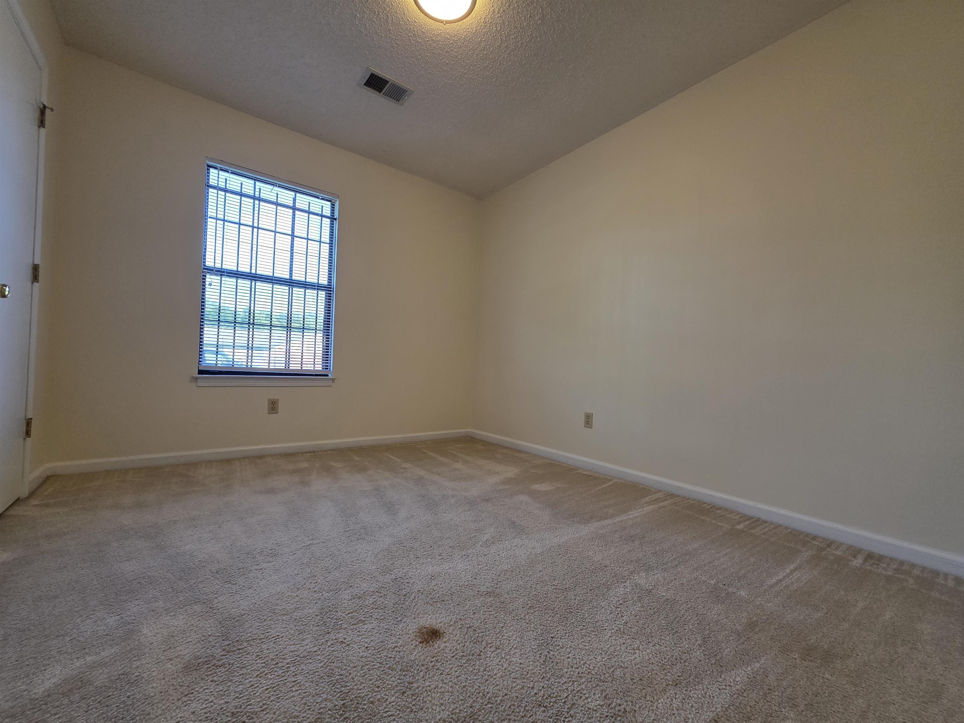 3834 Windermere Dr Property Photo 15
