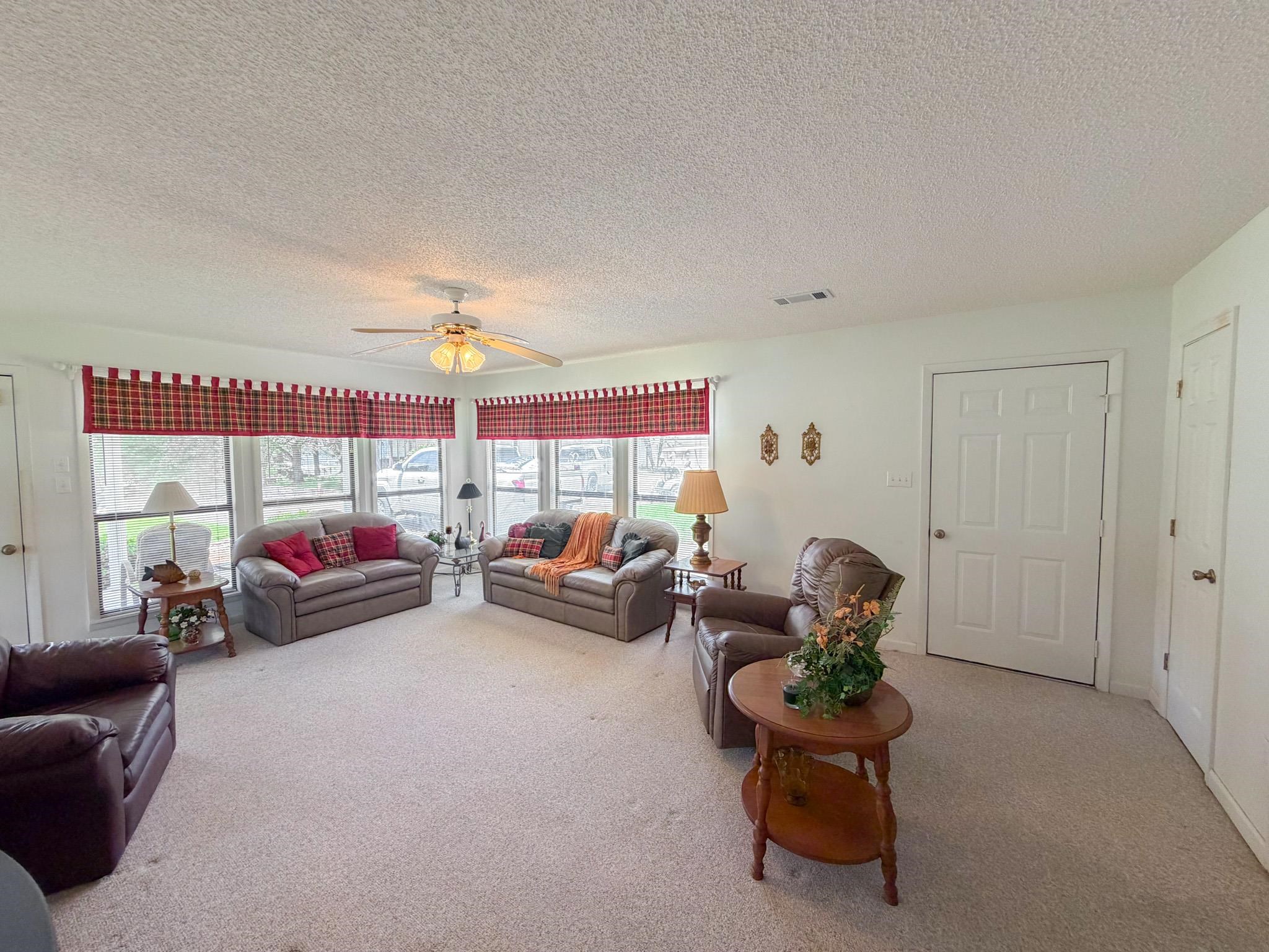 31 Clemons Dr Property Photo 7