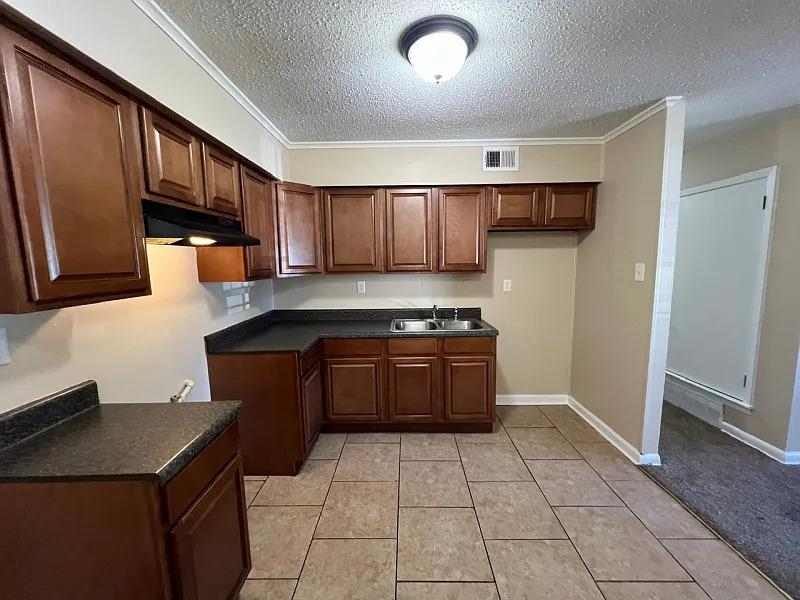 5115 Aureen Dr Property Photo 4