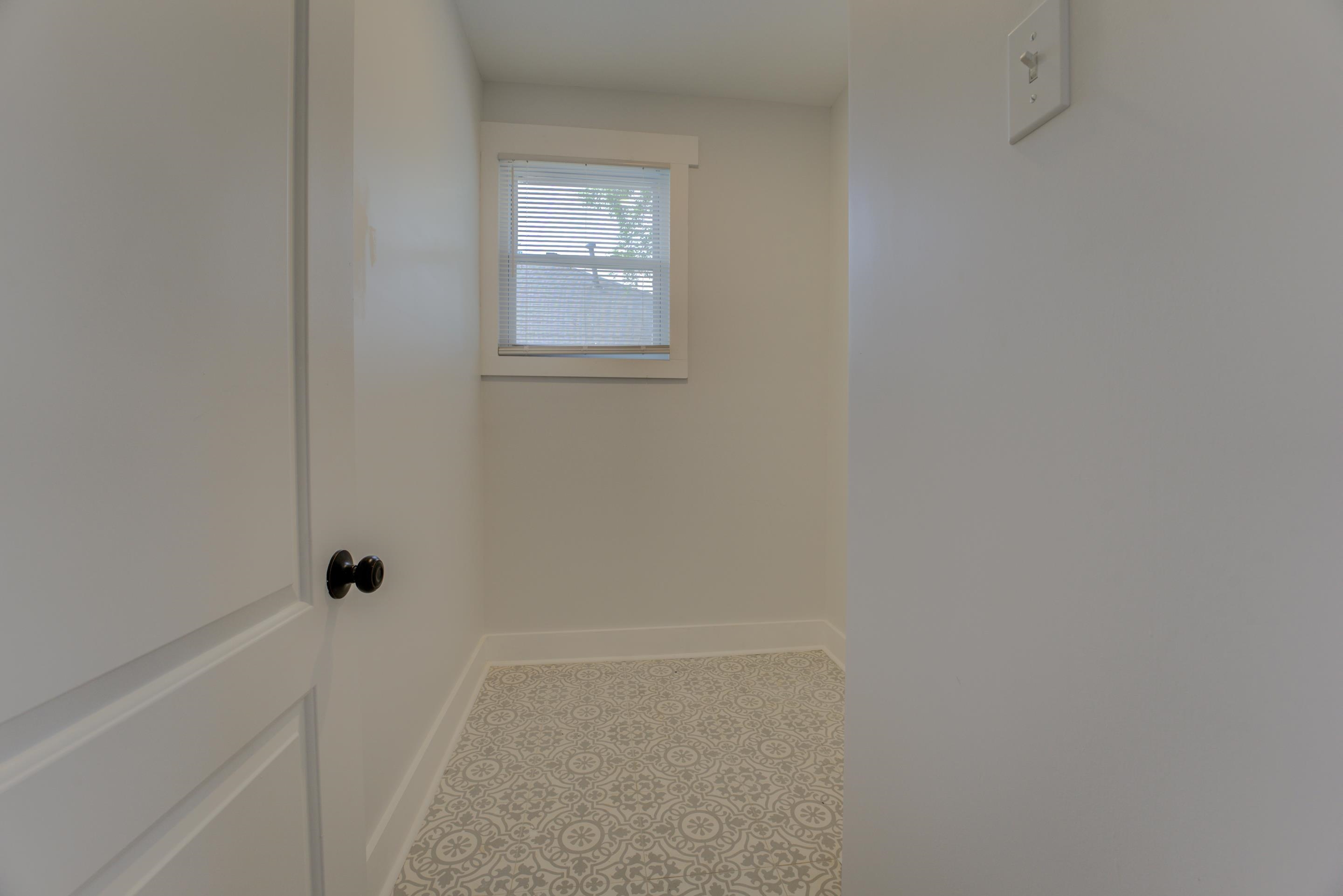 857 E Parkway St S Property Photo 29