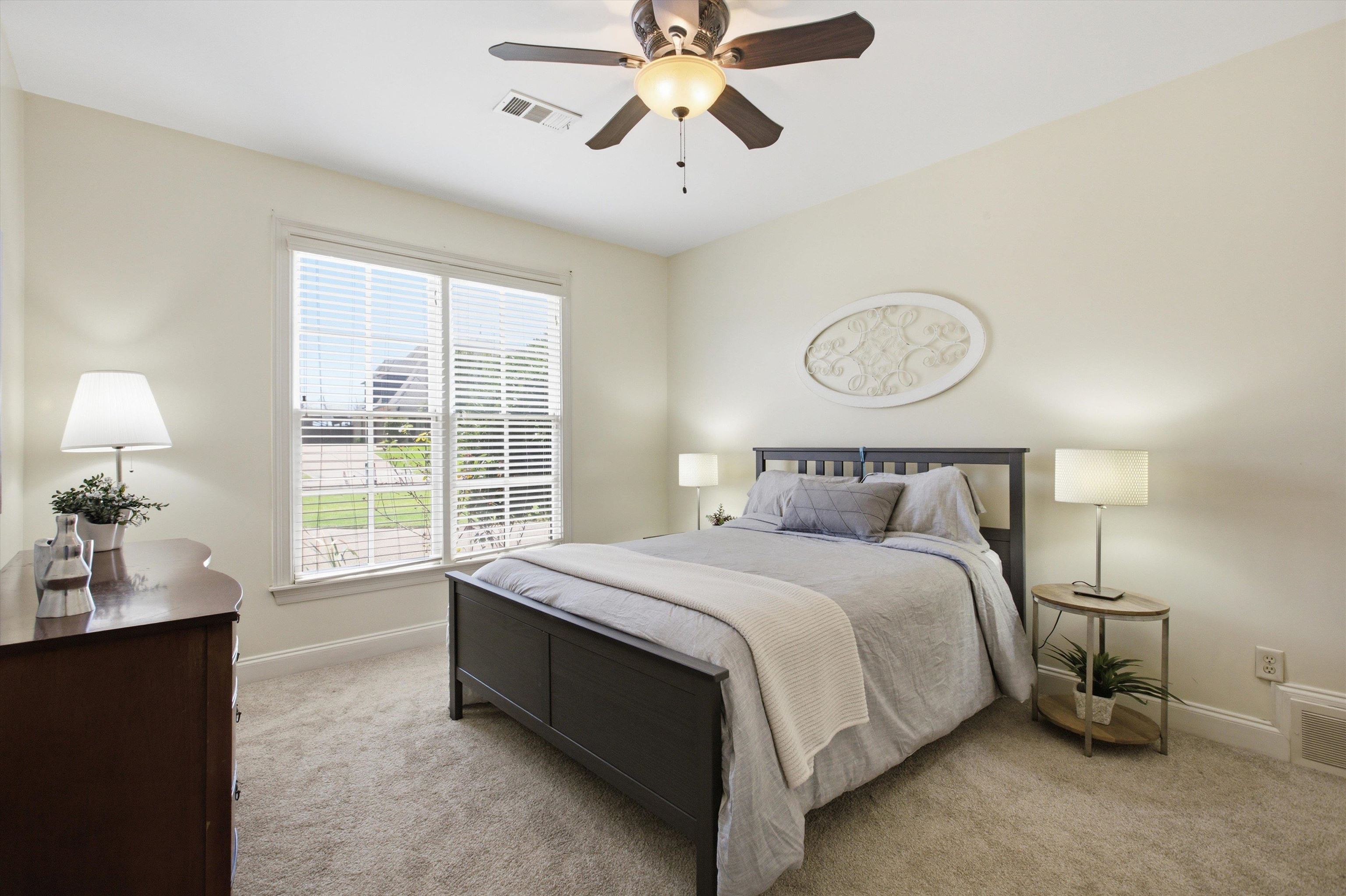 12210 Dunsmuir Ln Property Photo 16