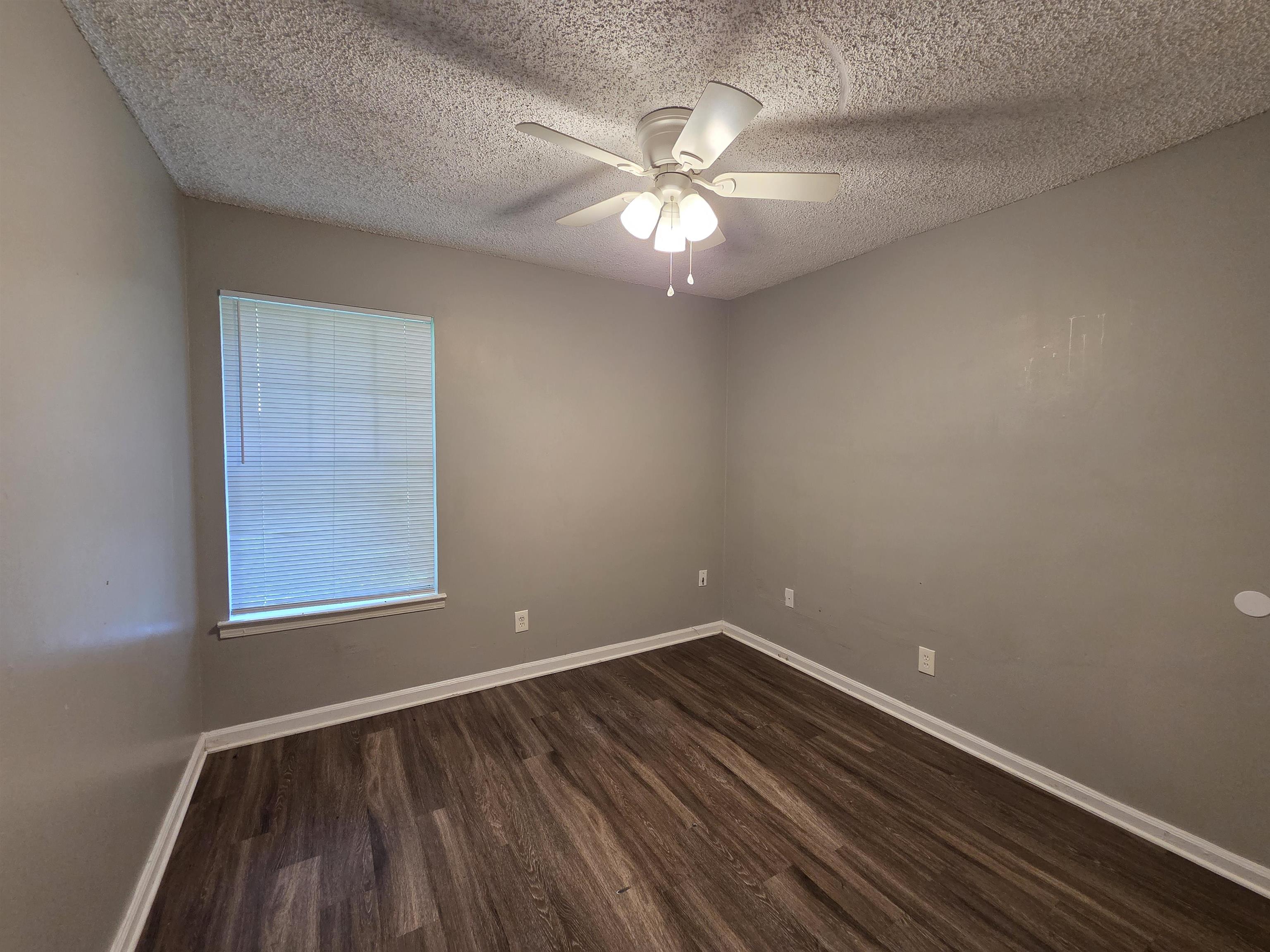 3277 Valley Stream Cv Property Photo 7