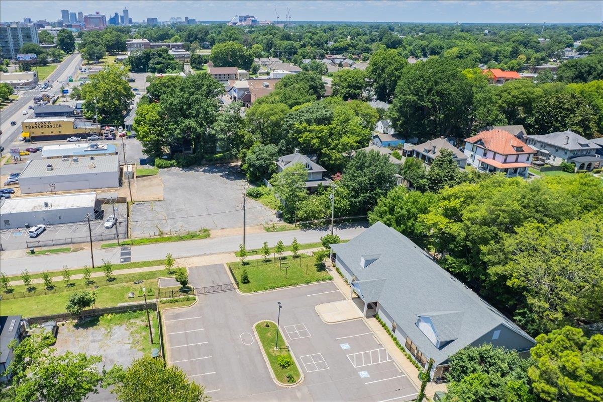 1430 Poplar Ave Property Photo 35