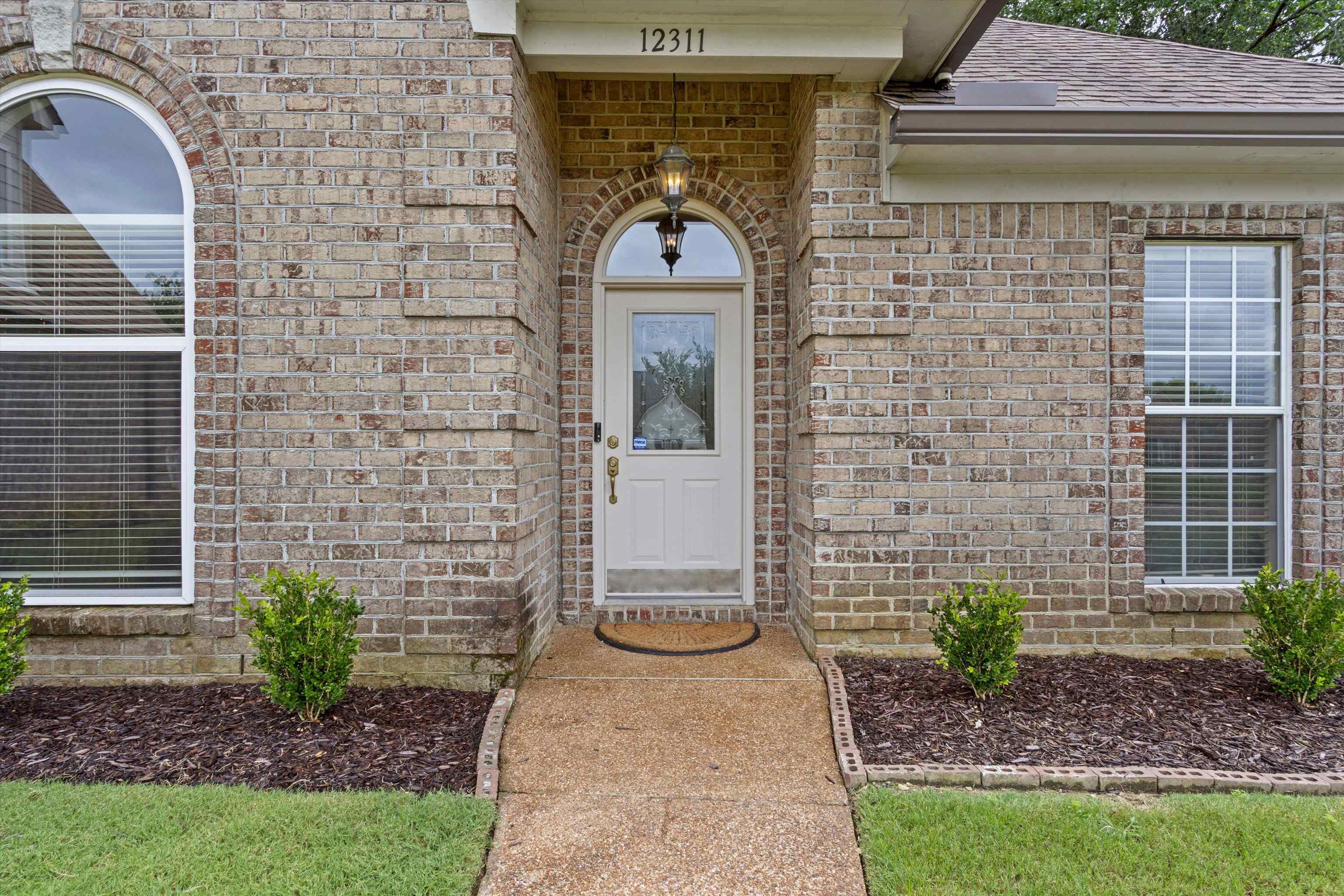 12311 Afton Pl Property Photo 4