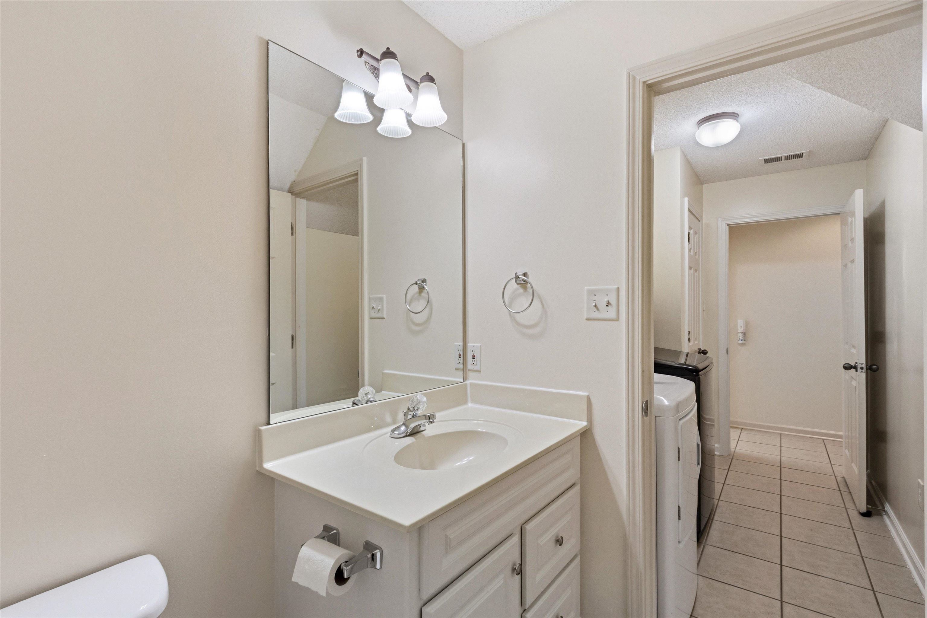 12311 Afton Pl Property Photo 15