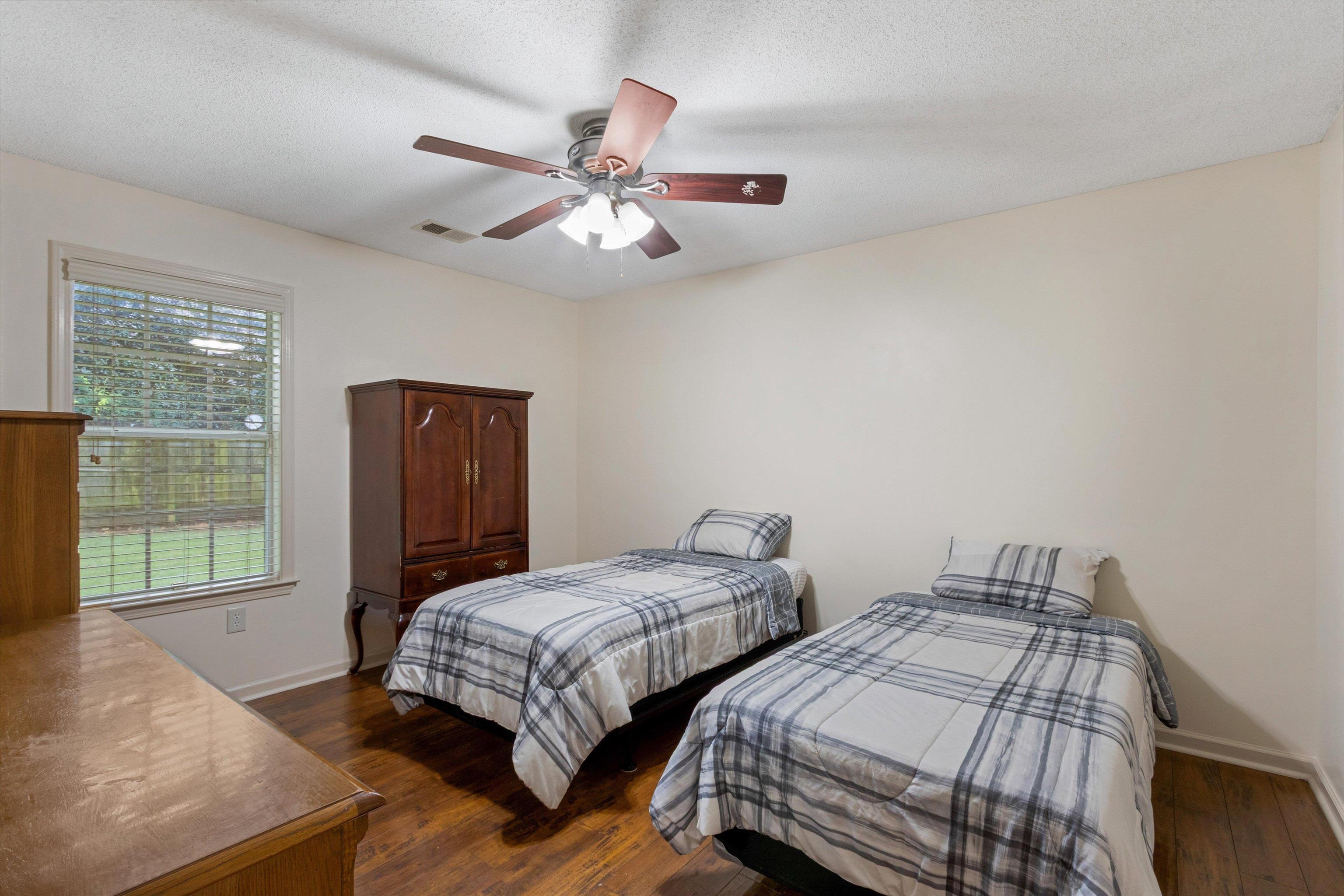 12311 Afton Pl Property Photo 24