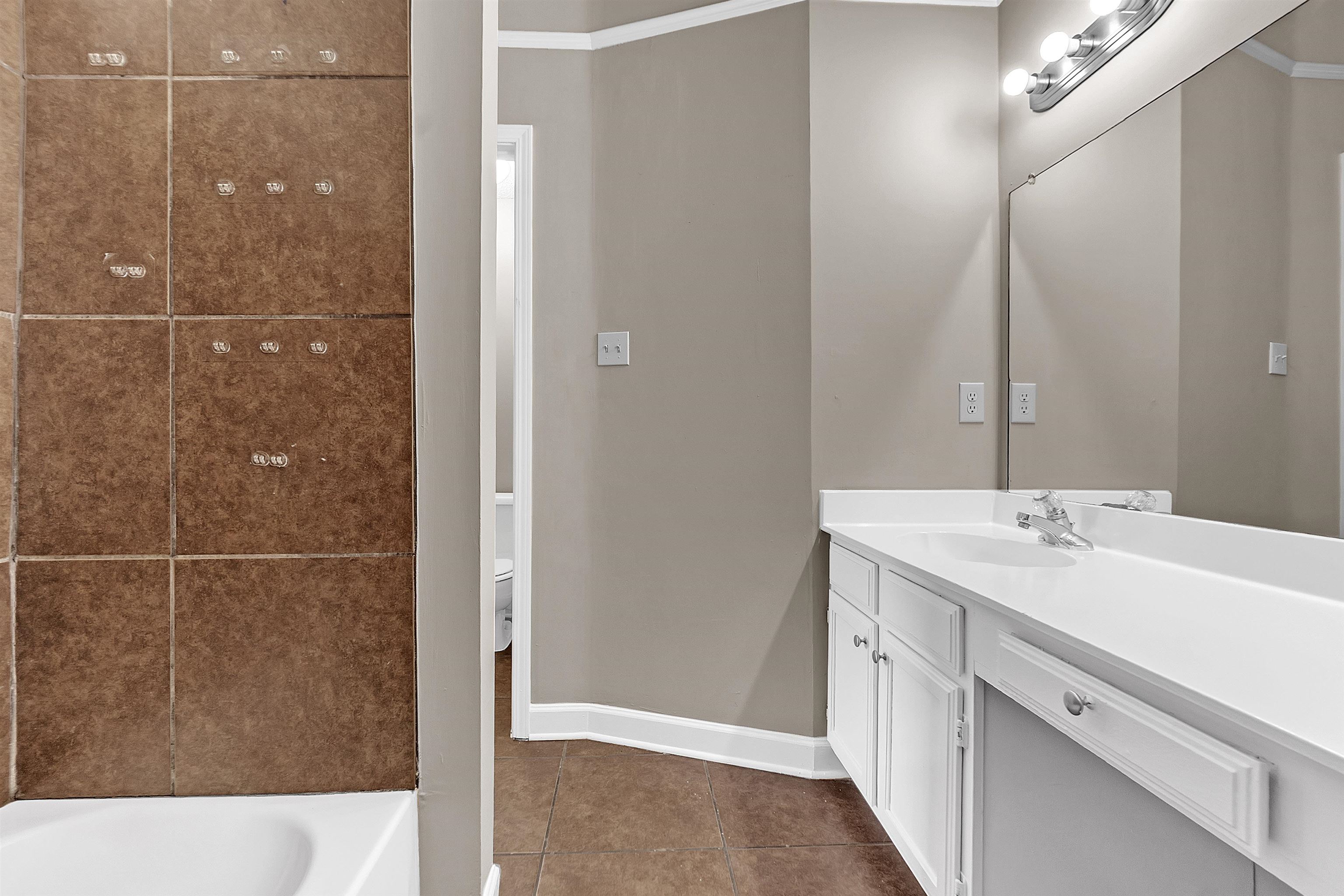 7164 Peppermill Ln Property Photo 14