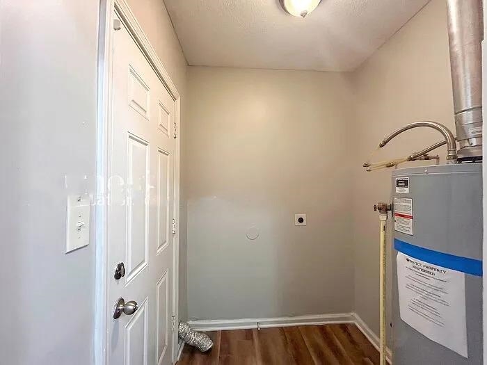 362 Hewlett Rd Property Photo 8