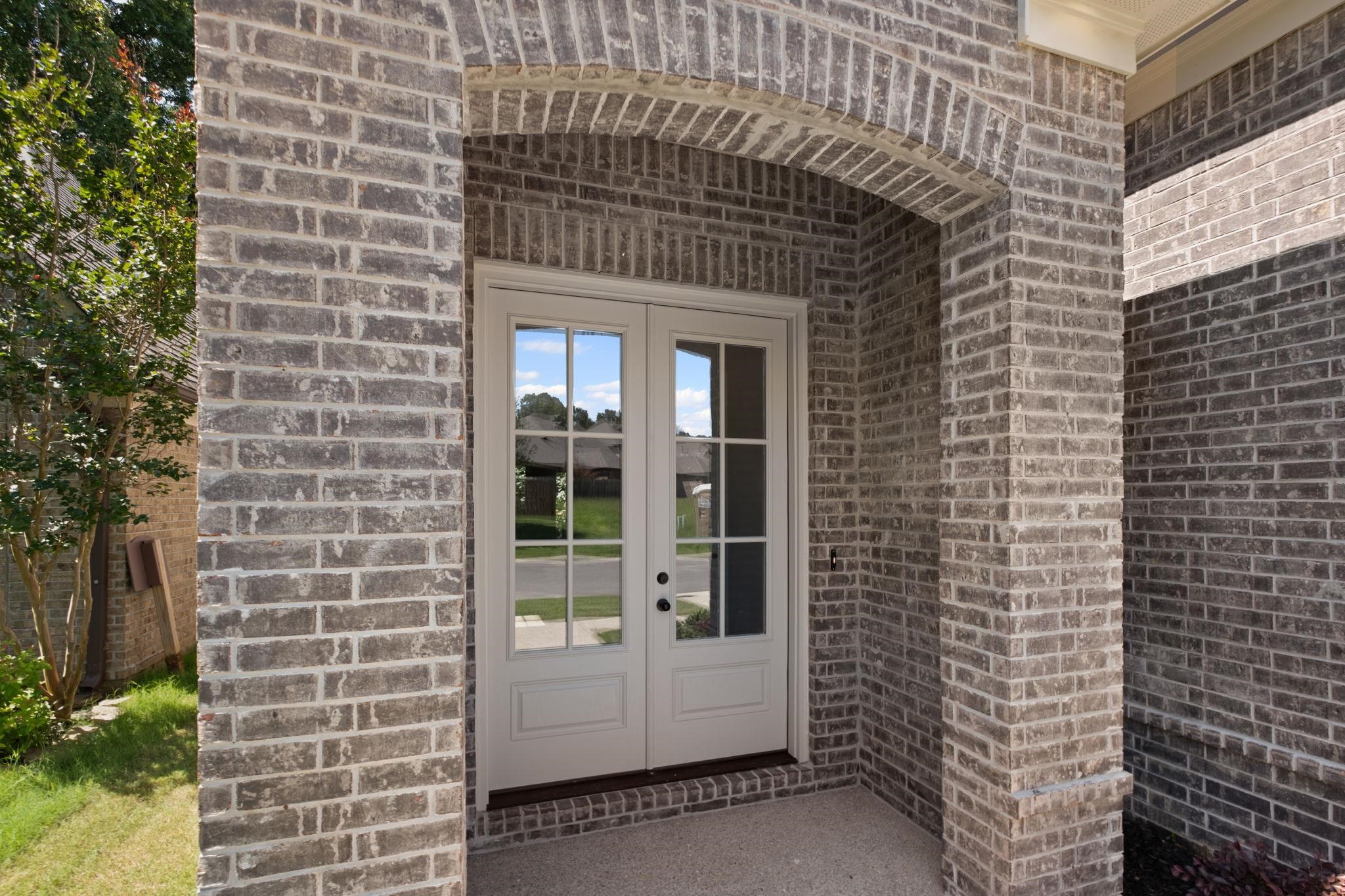 7299 Winterbrook Ln Property Photo 3