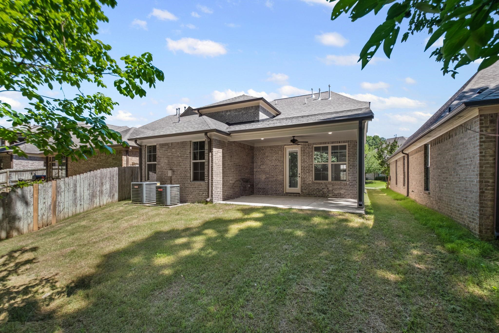 7299 Winterbrook Ln Property Photo 32