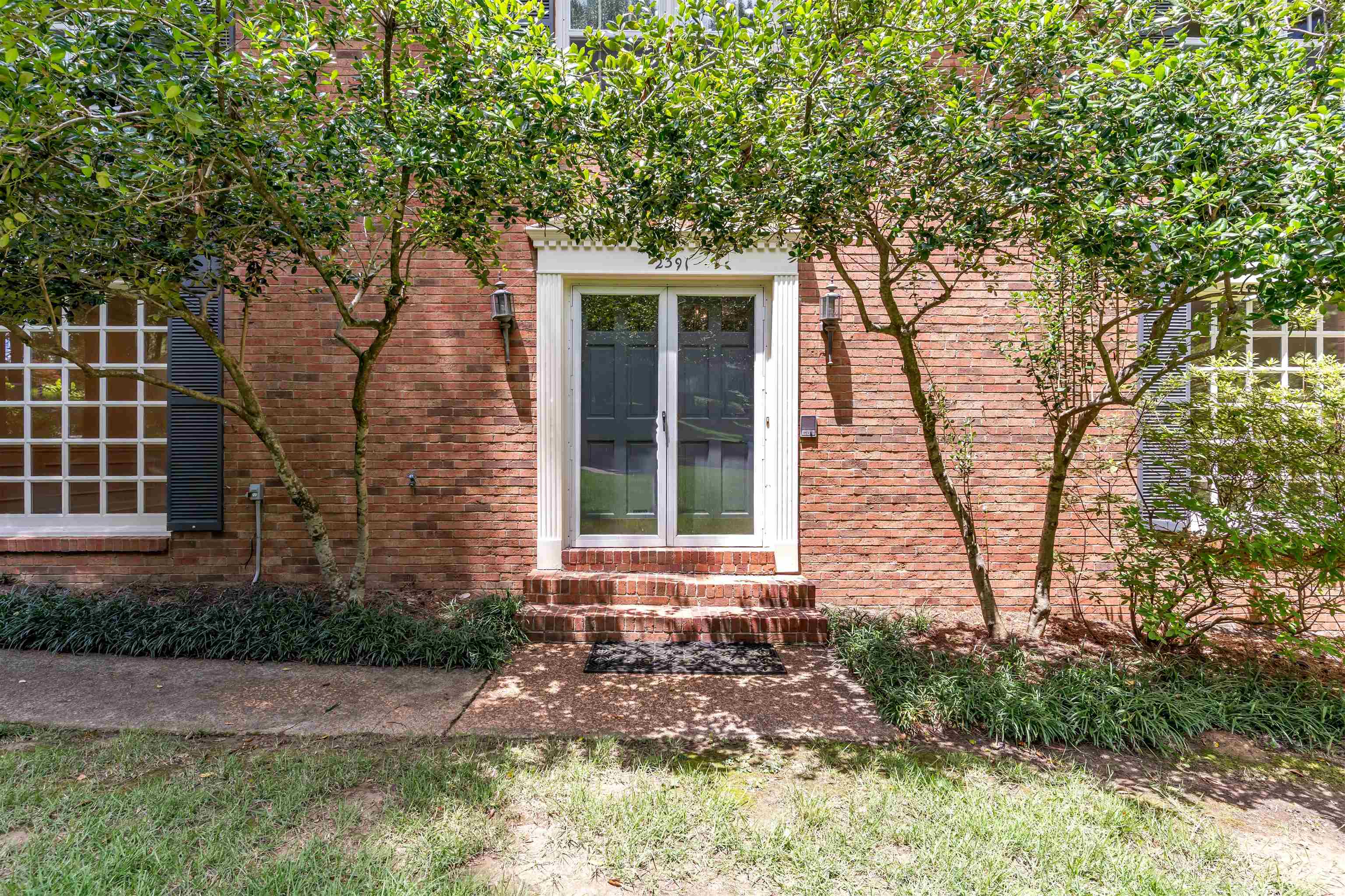 2391 Yester Oaks Dr Property Photo 32