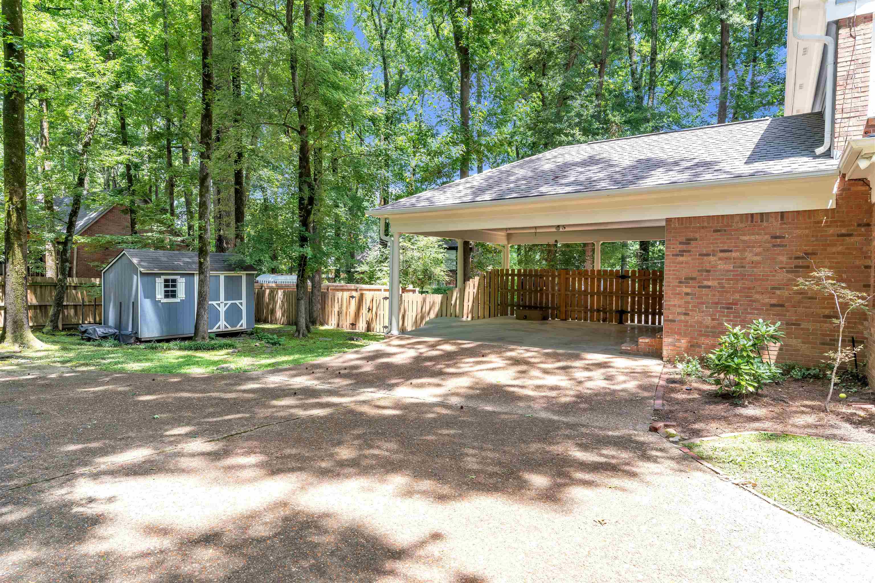 2391 Yester Oaks Dr Property Photo 34