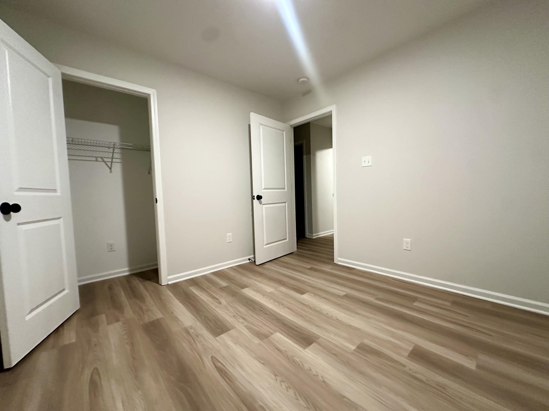 4446 Suncrest Dr Property Photo 8