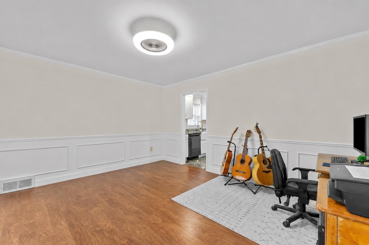 2218 Riverdale Rd Property Photo 12