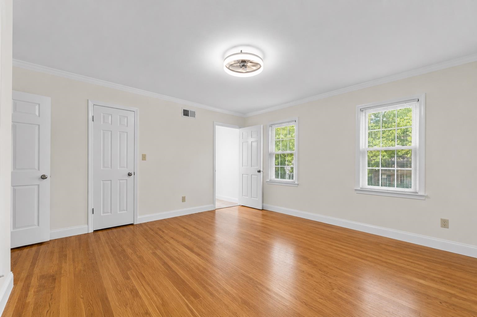 2218 Riverdale Rd Property Photo 18