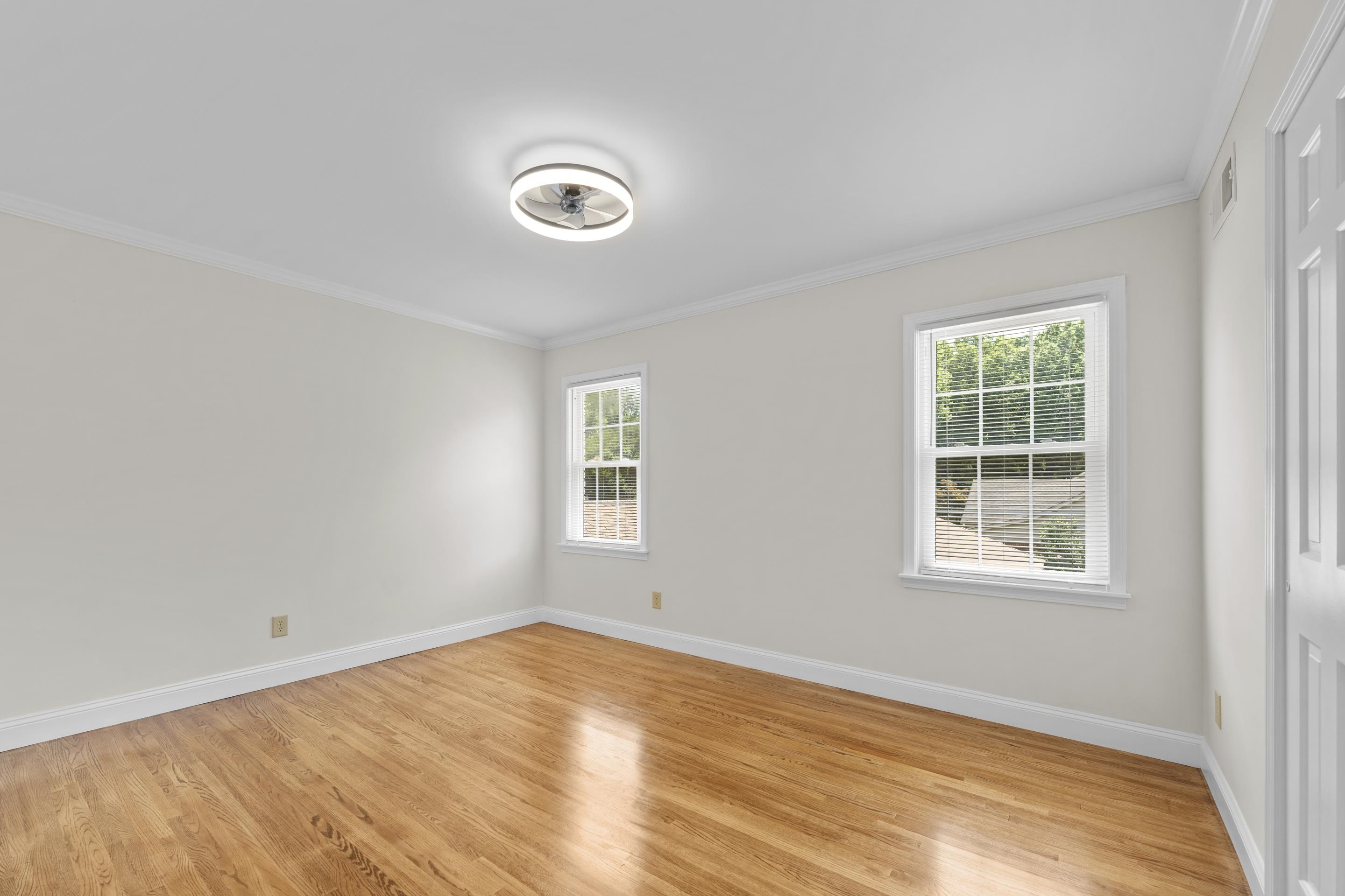 2218 Riverdale Rd Property Photo 25