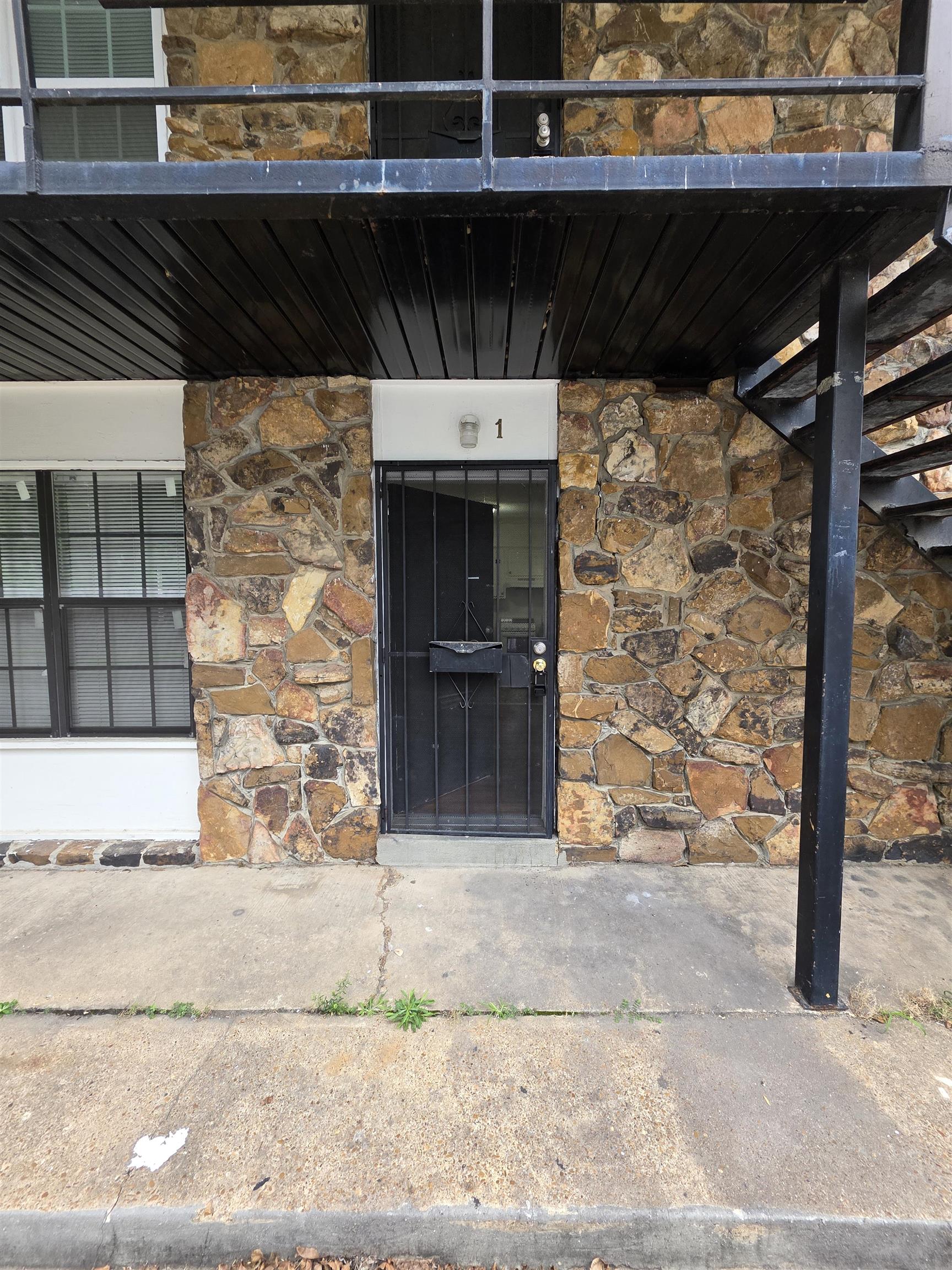 3969 Southlawn Ave Property Photo 5
