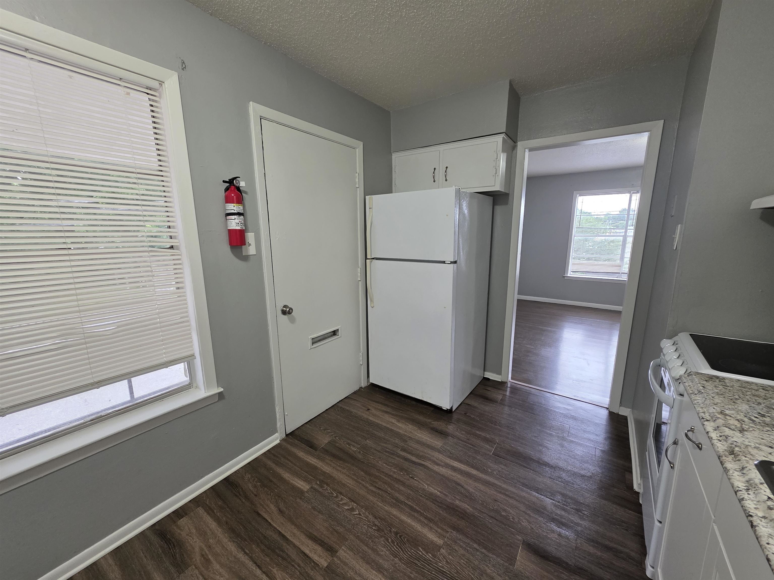 3969 Southlawn Ave Property Photo 10