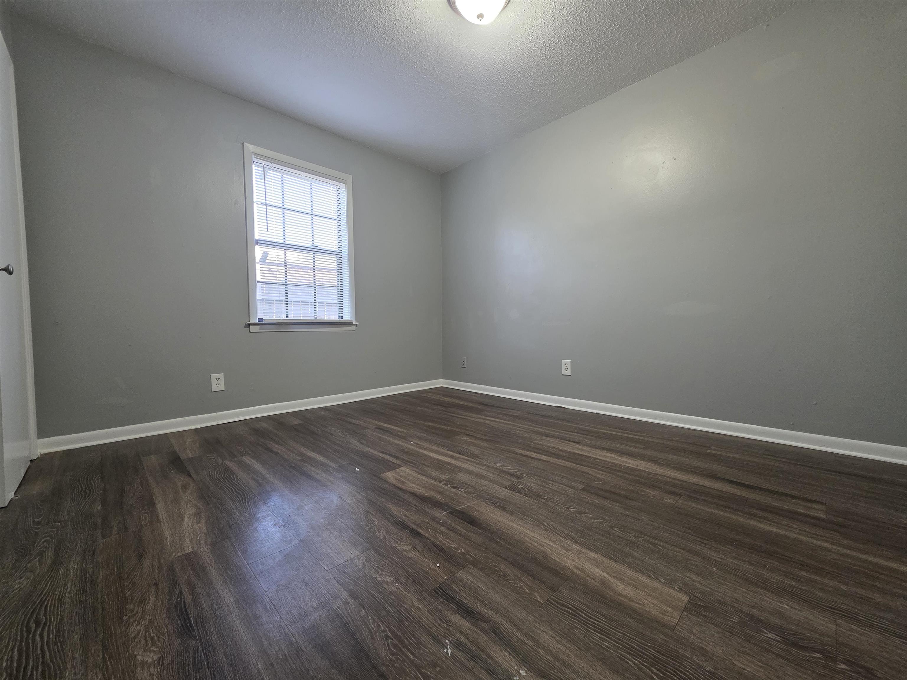 3969 Southlawn Ave Property Photo 25